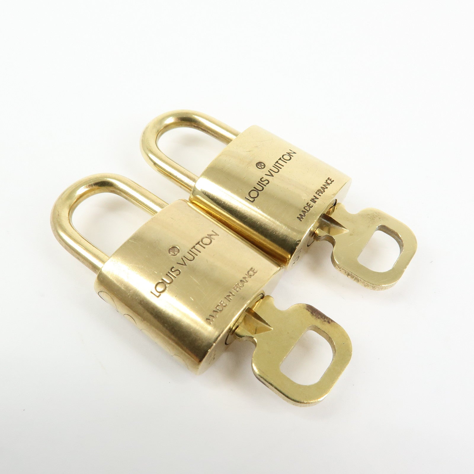 Louis Vuitton Set of 10 Lock & Key Cadena Key Lock Used
