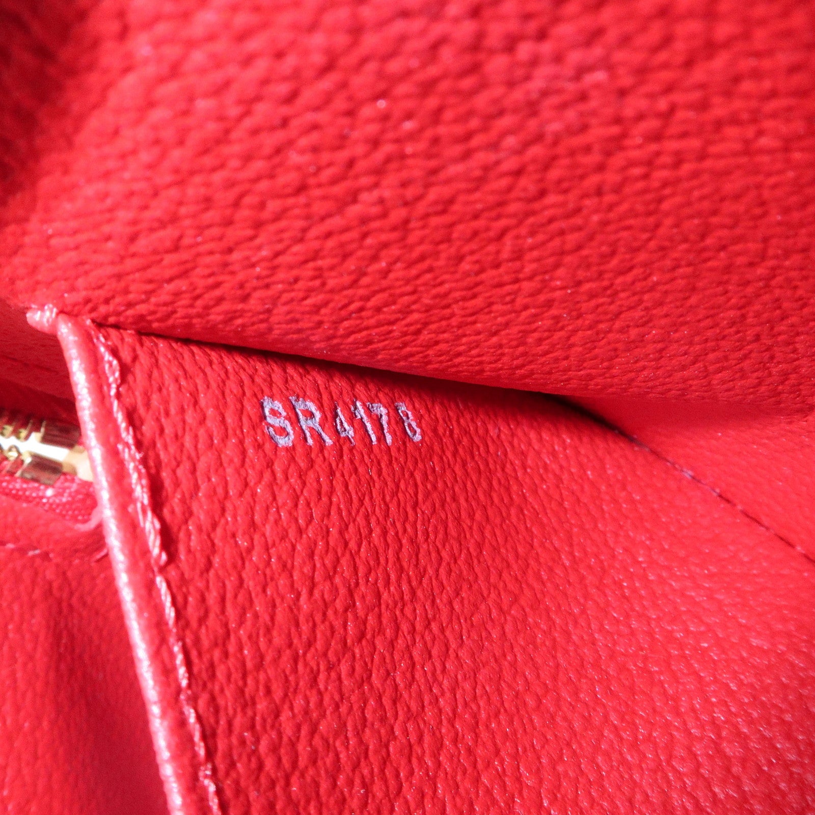 Louis Vuitton Monogram Vernis Leather Pochette Cosmetic PM M91496