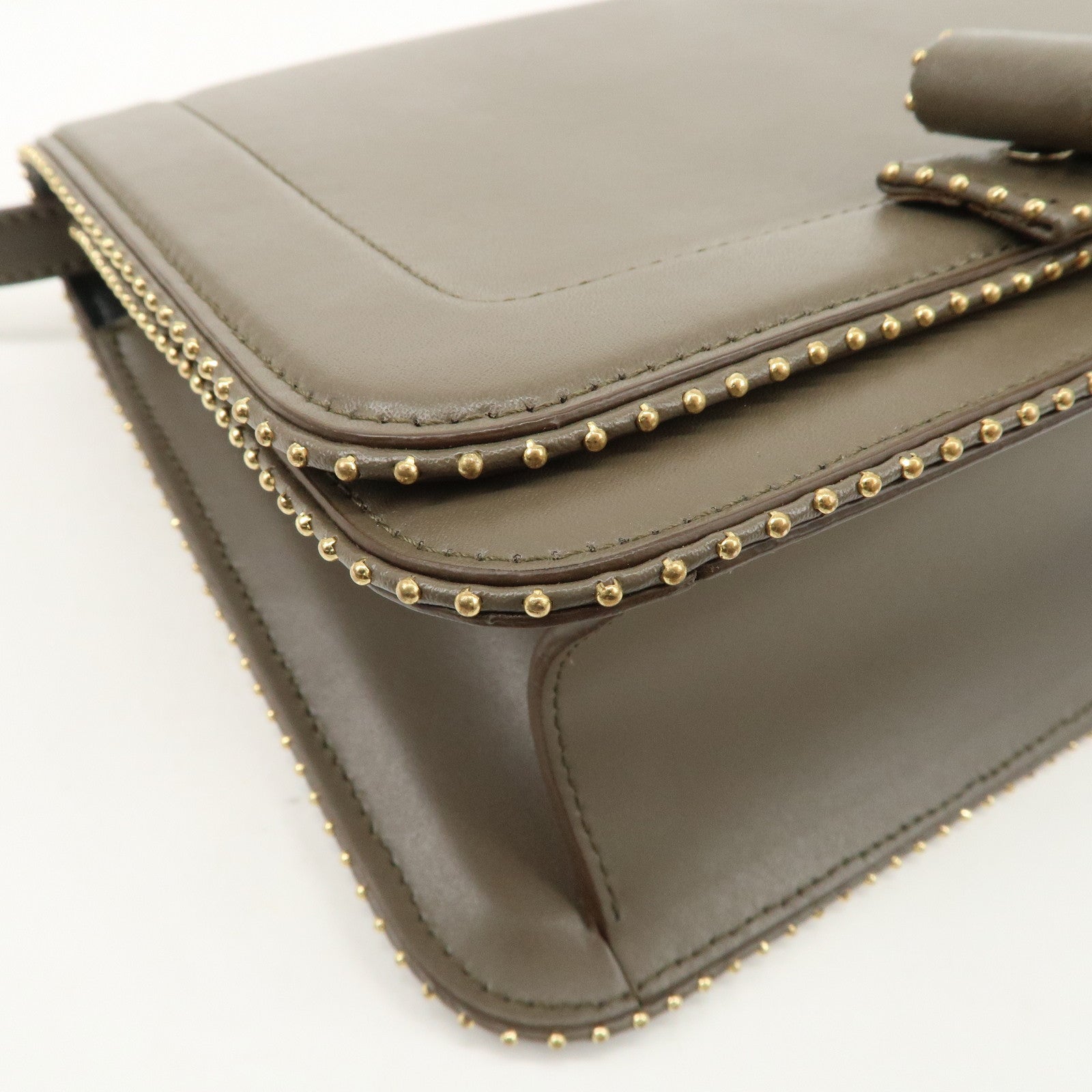 Ferragamo Vara Leather Ribbon Studs Shoulder Bag Greige Used