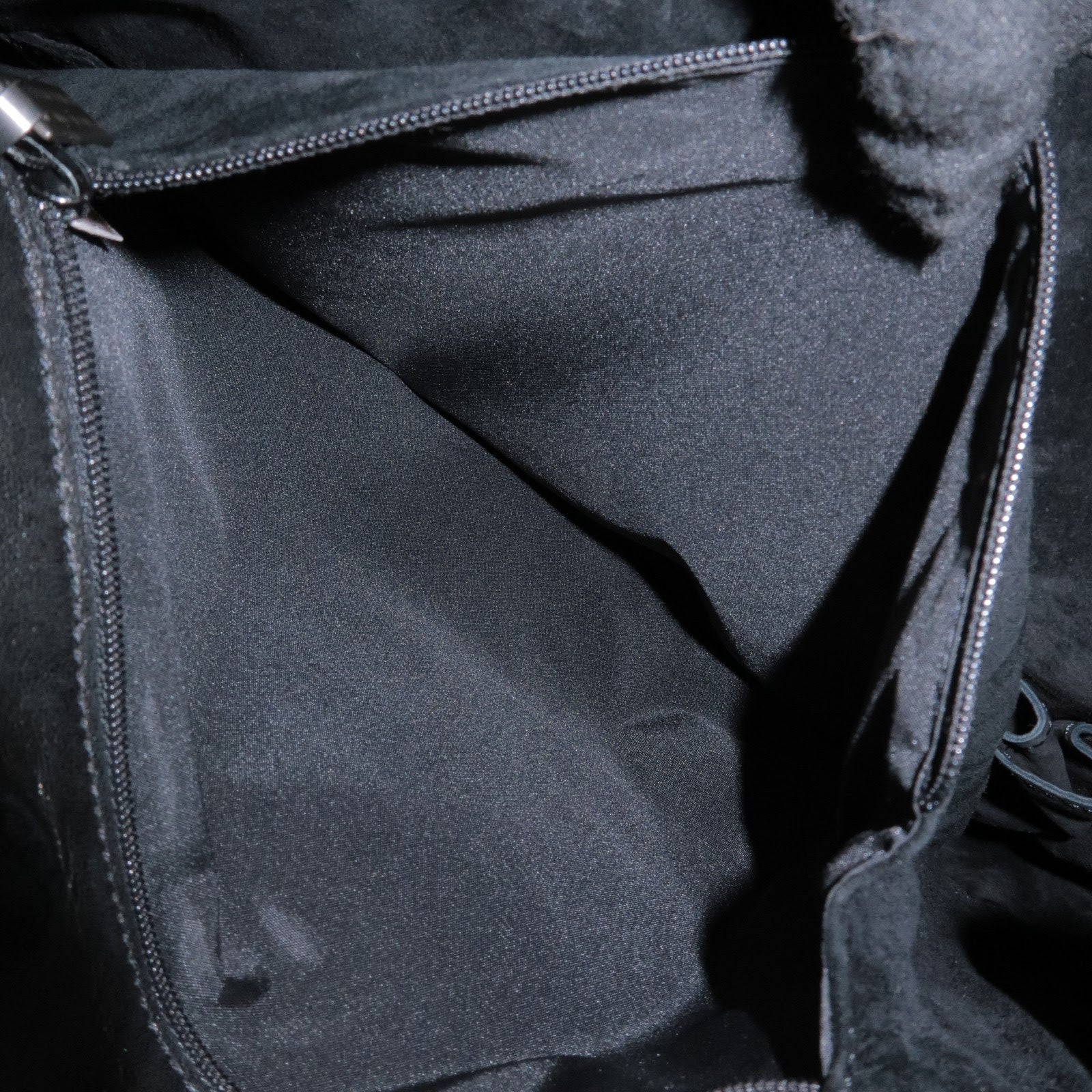 BOTTEGA VENETA Intrecciato Leather Shoulder Bag Black 105001