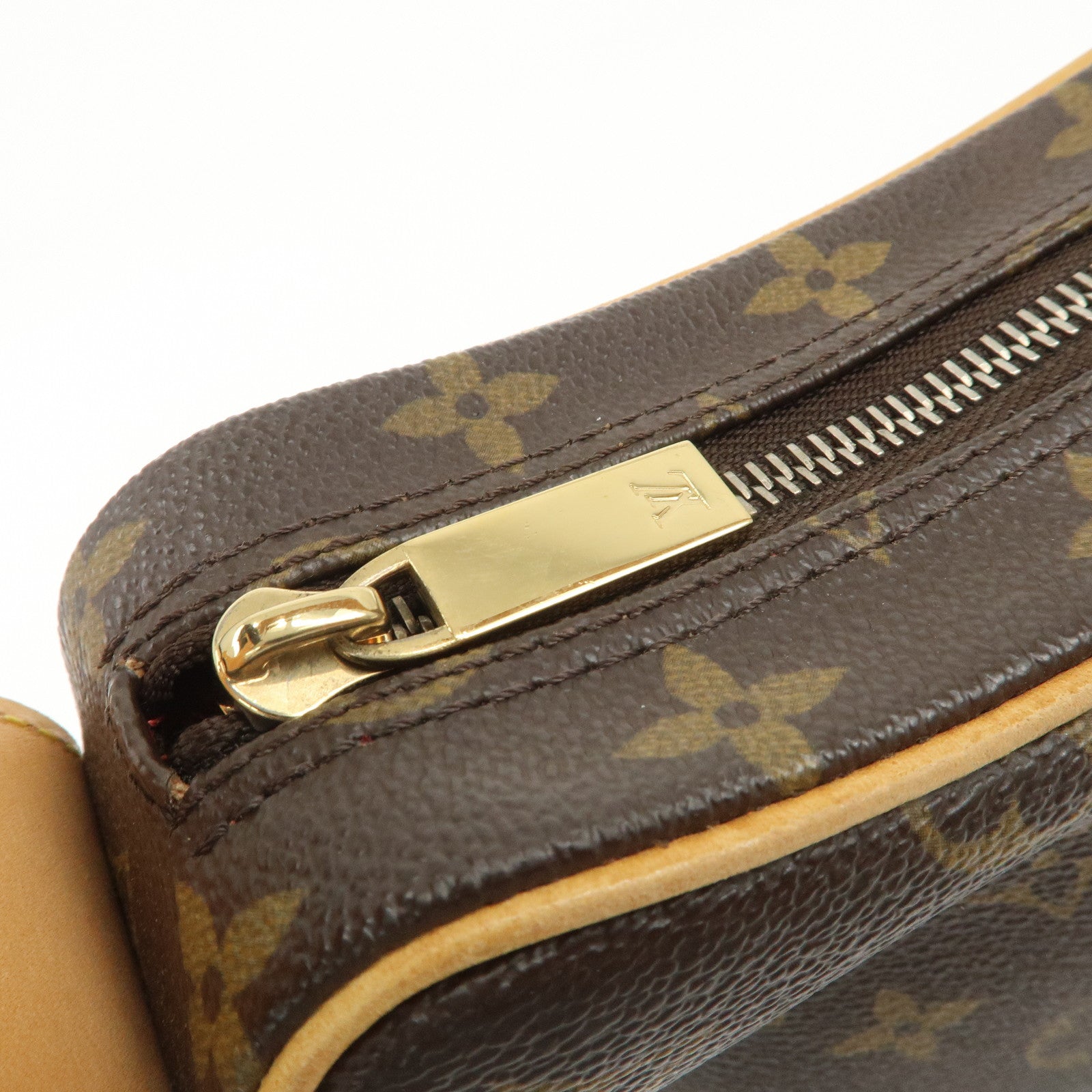 Louis Vuitton Monogram Croissant MM Shoulder Bag Brown M51512