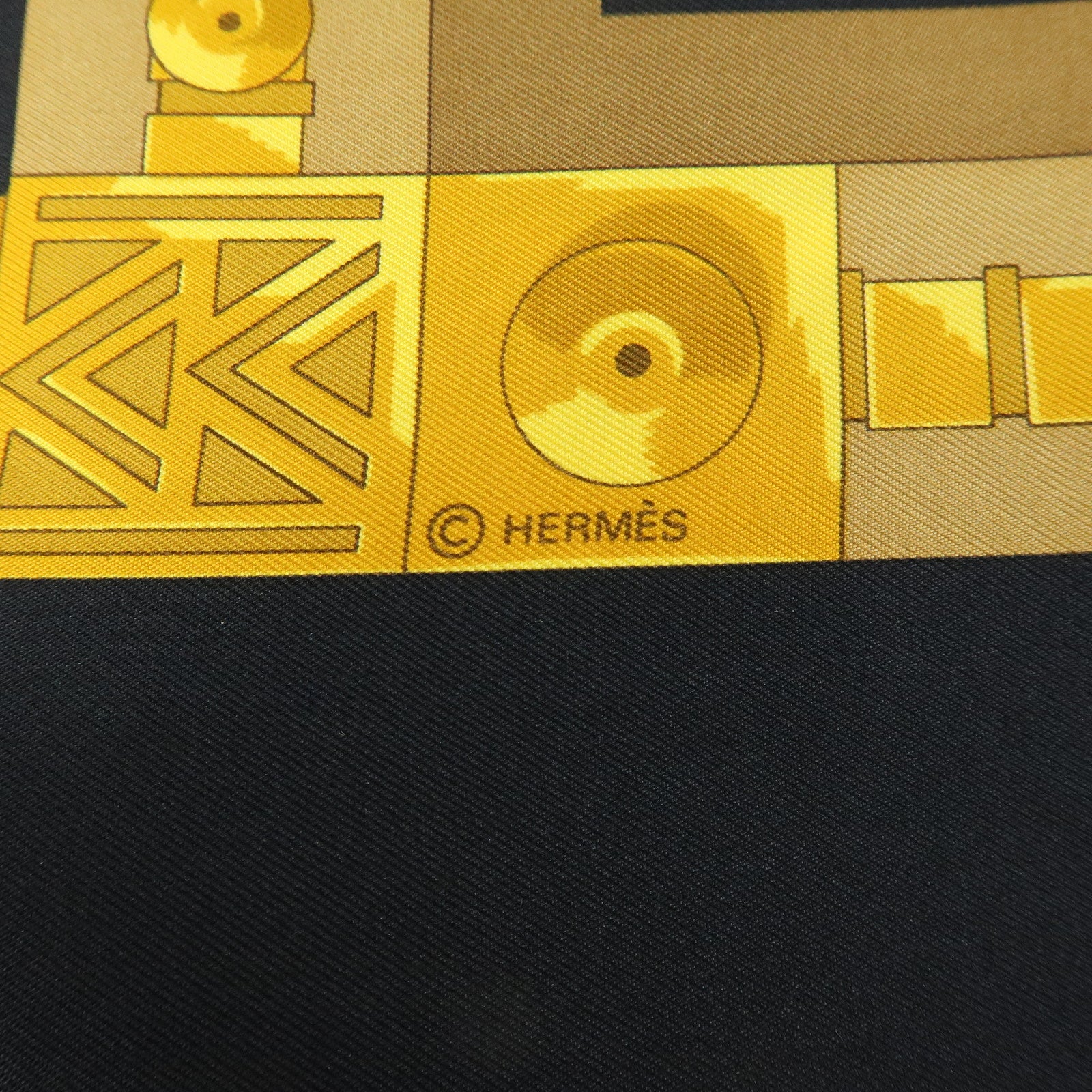 HERMES Carre 90 Silk 100% Scarf CUILLERS D'AFRIQUE Black Gold