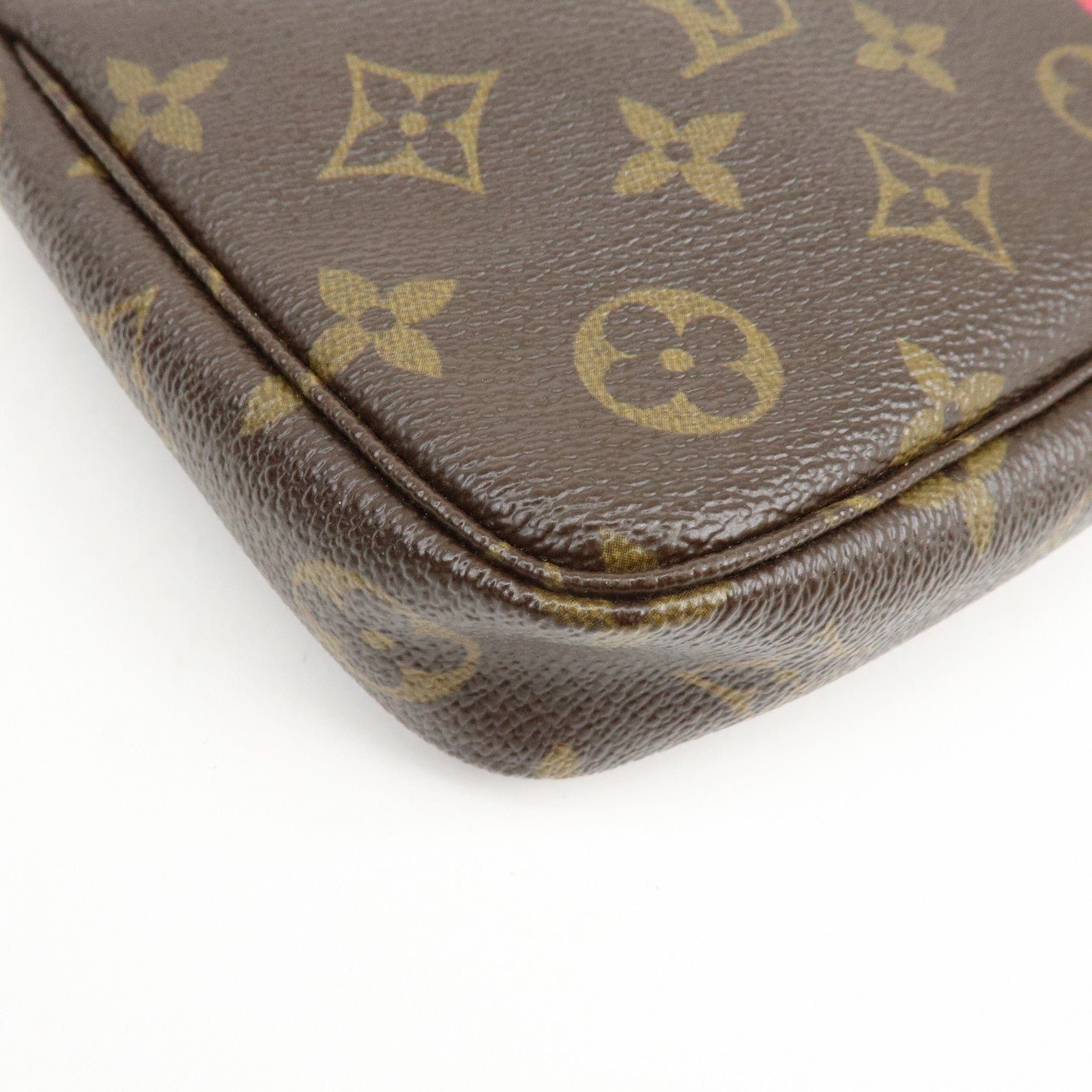 Louis Vuitton Monogram Cherry Pochette Accessoires Pouch M95008