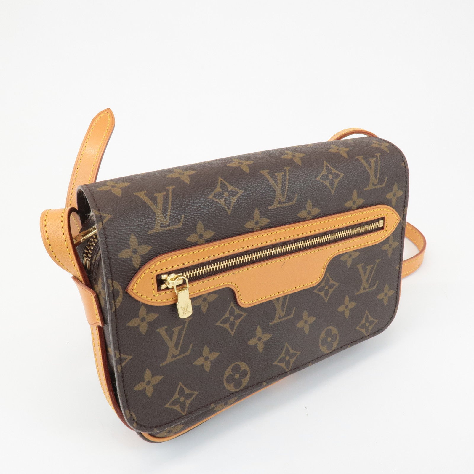 Louis Vuitton Monogram Canvas Saint Germain 24 Shoulder Bag M51210