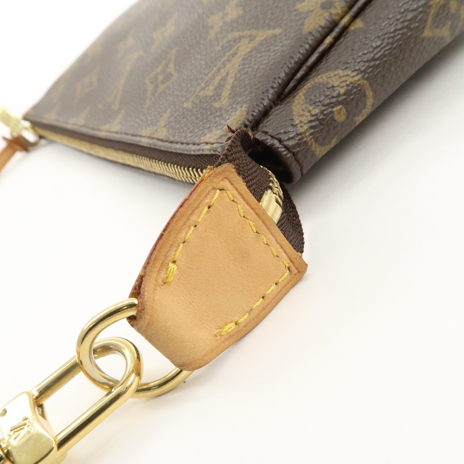 Louis Vuitton Monogram Pochette Accessoires Hand Bag Pouch M51980 Used