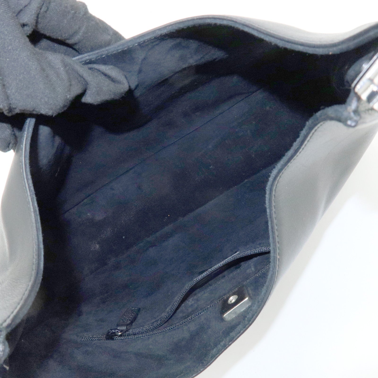 GUCCI Logo Leather Shoulder Bag Hand Bag Black 001・3767