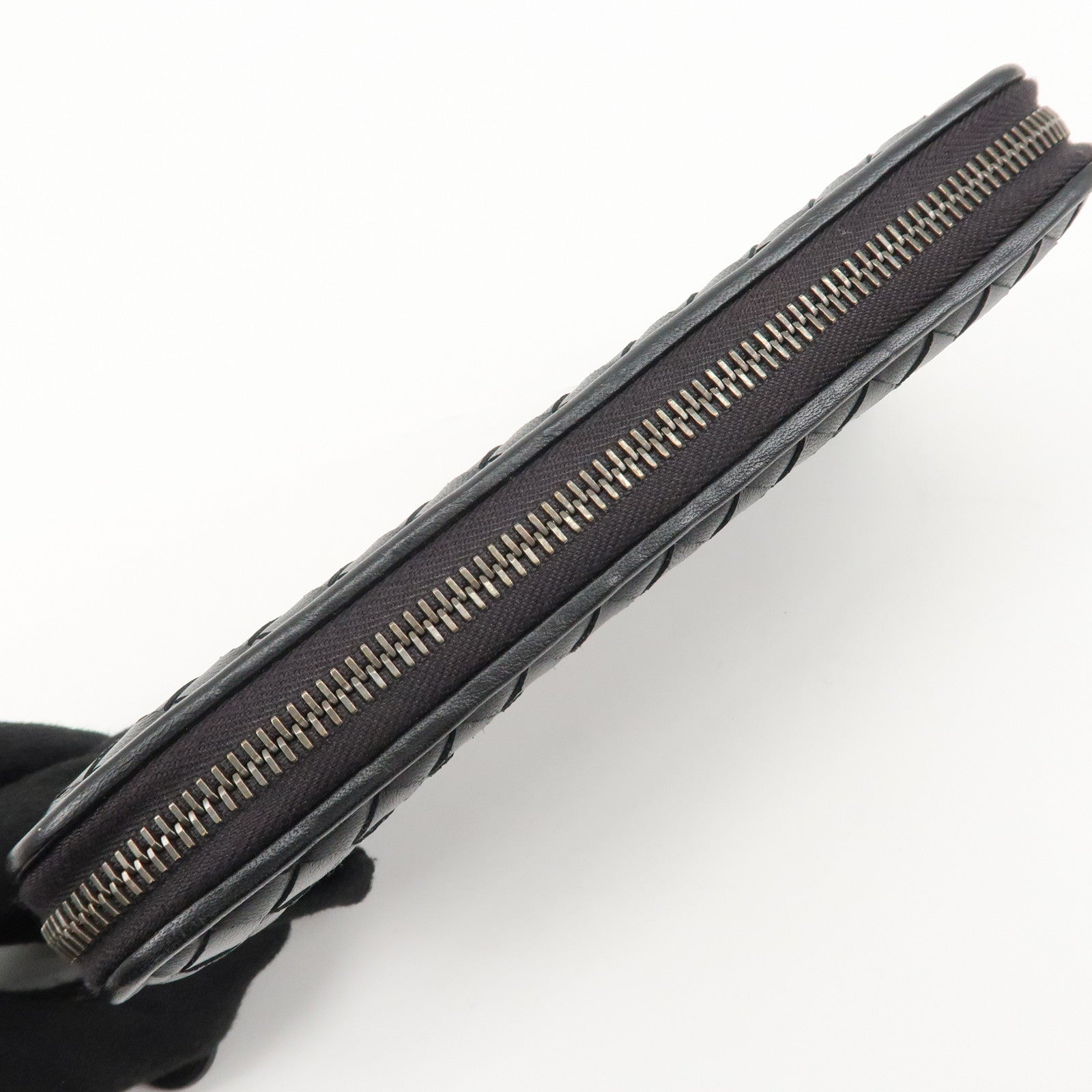 BOTTEGA VENETA Intrecciato Leather Round Zipper Long Wallet 114076 Used