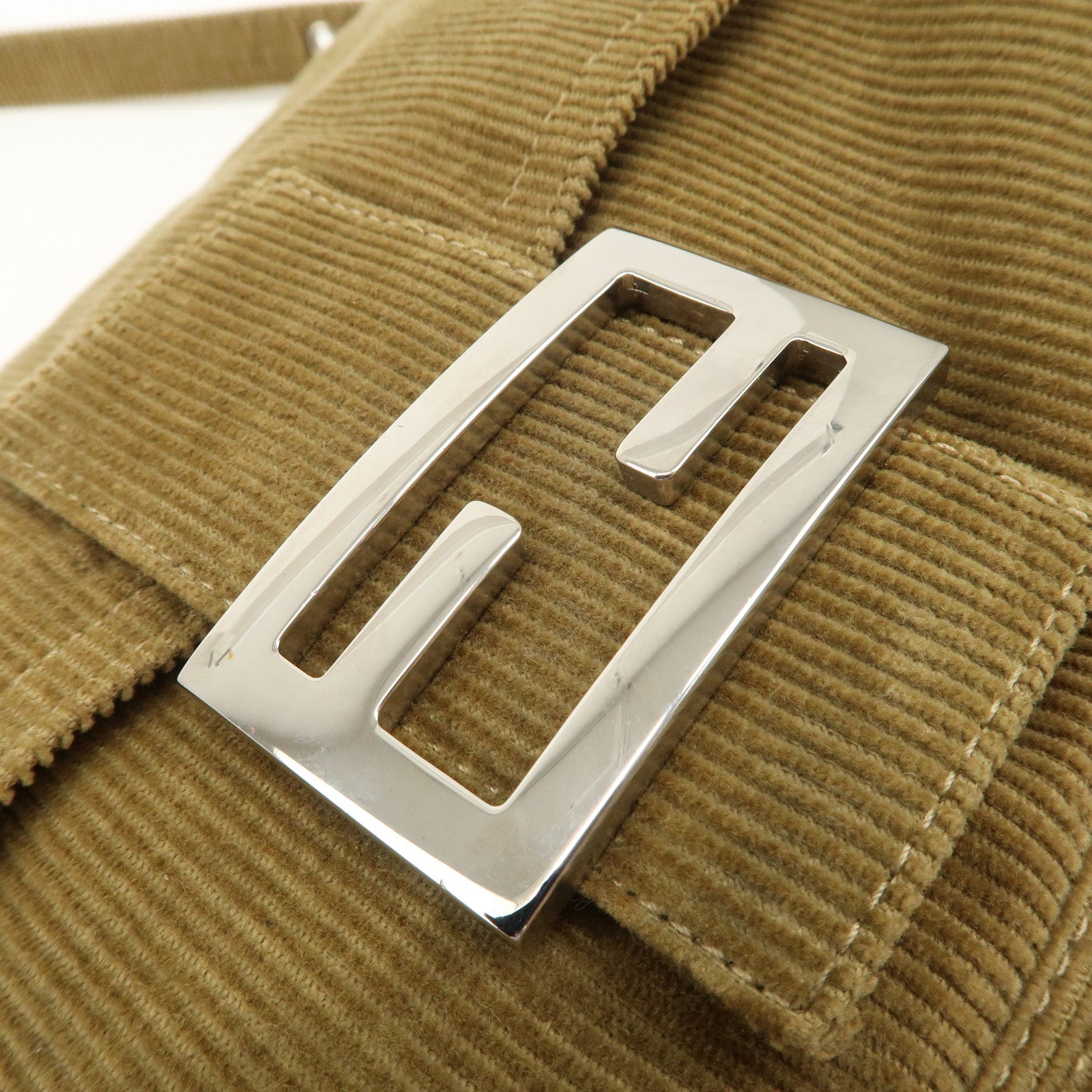 FENDI Mamma Baguette Corduroy Shoulder Bag Khaki 26325 Used