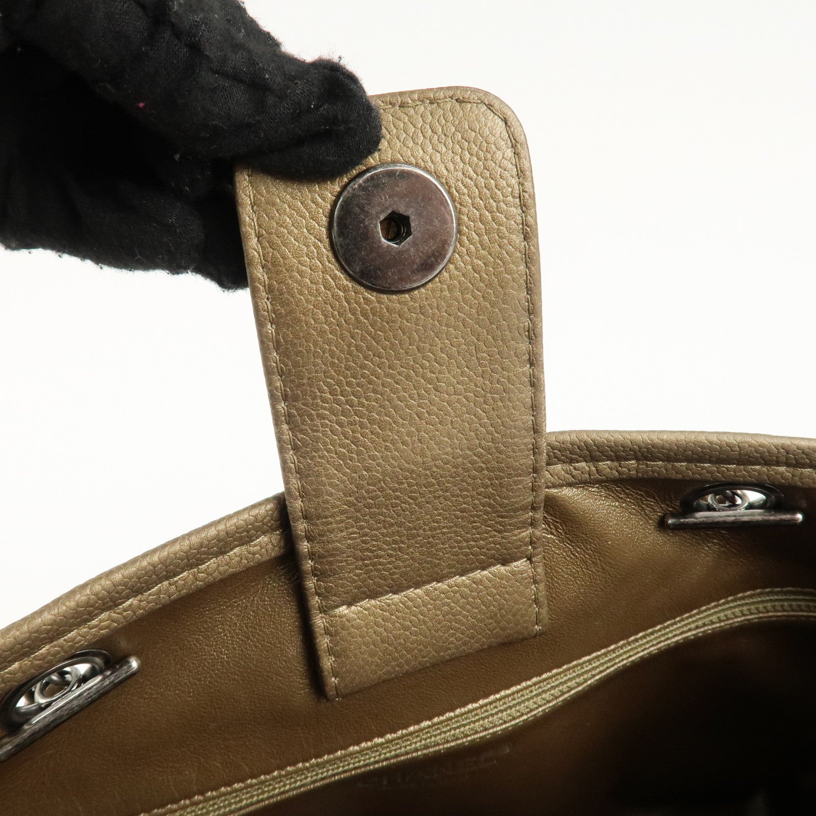 CHANEL Matelasse Caviar Skin COCO Mark Chain Tote Bag A90451 Used