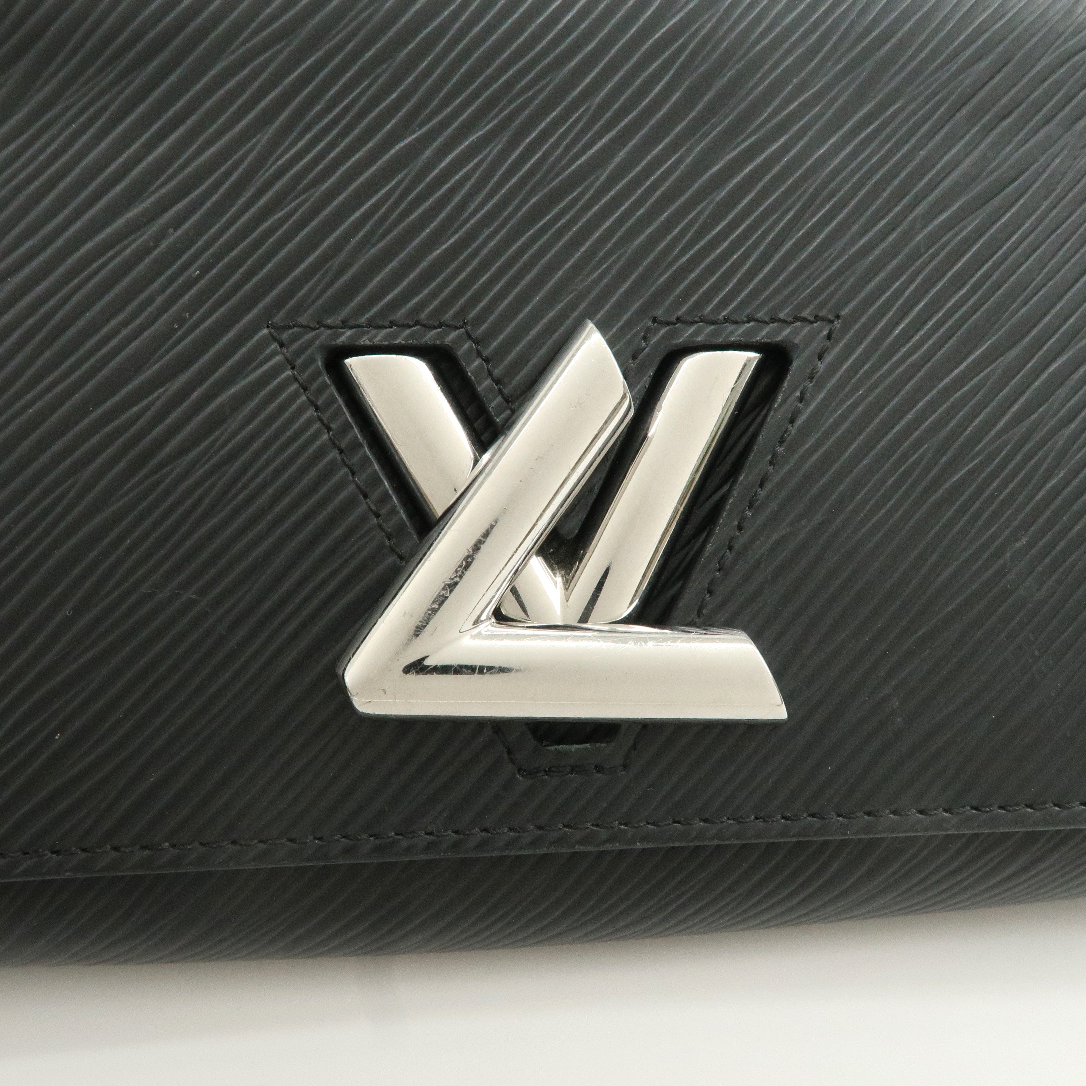Louis Vuitton Epi Portefeuille Twist Chain Long Wallet WOC M62038 Used
