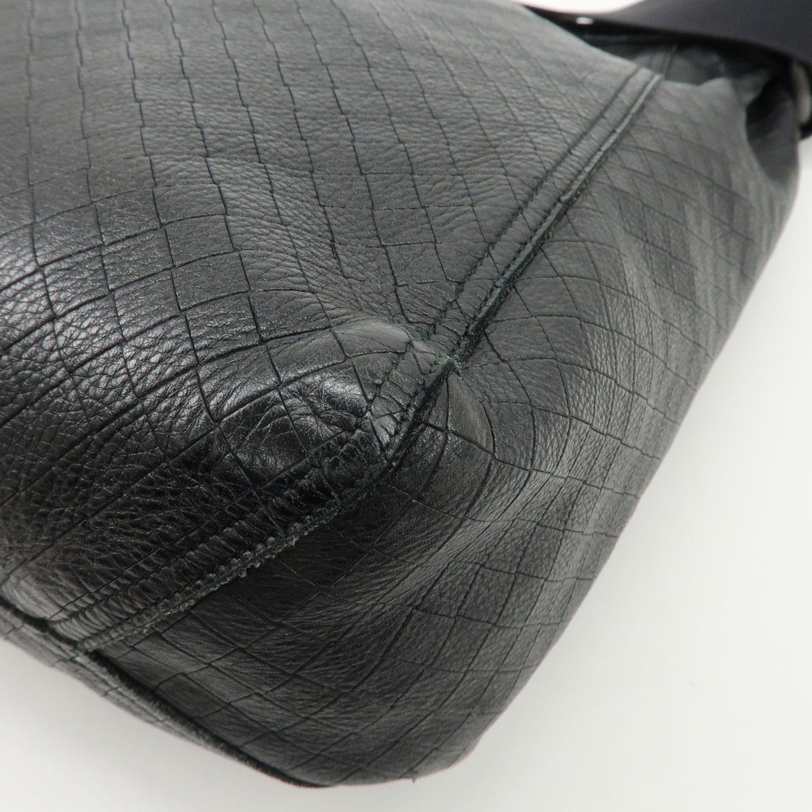 BOTTEGA VENETA Intrecciato Mirage Leather Shoulder Bag Black Used