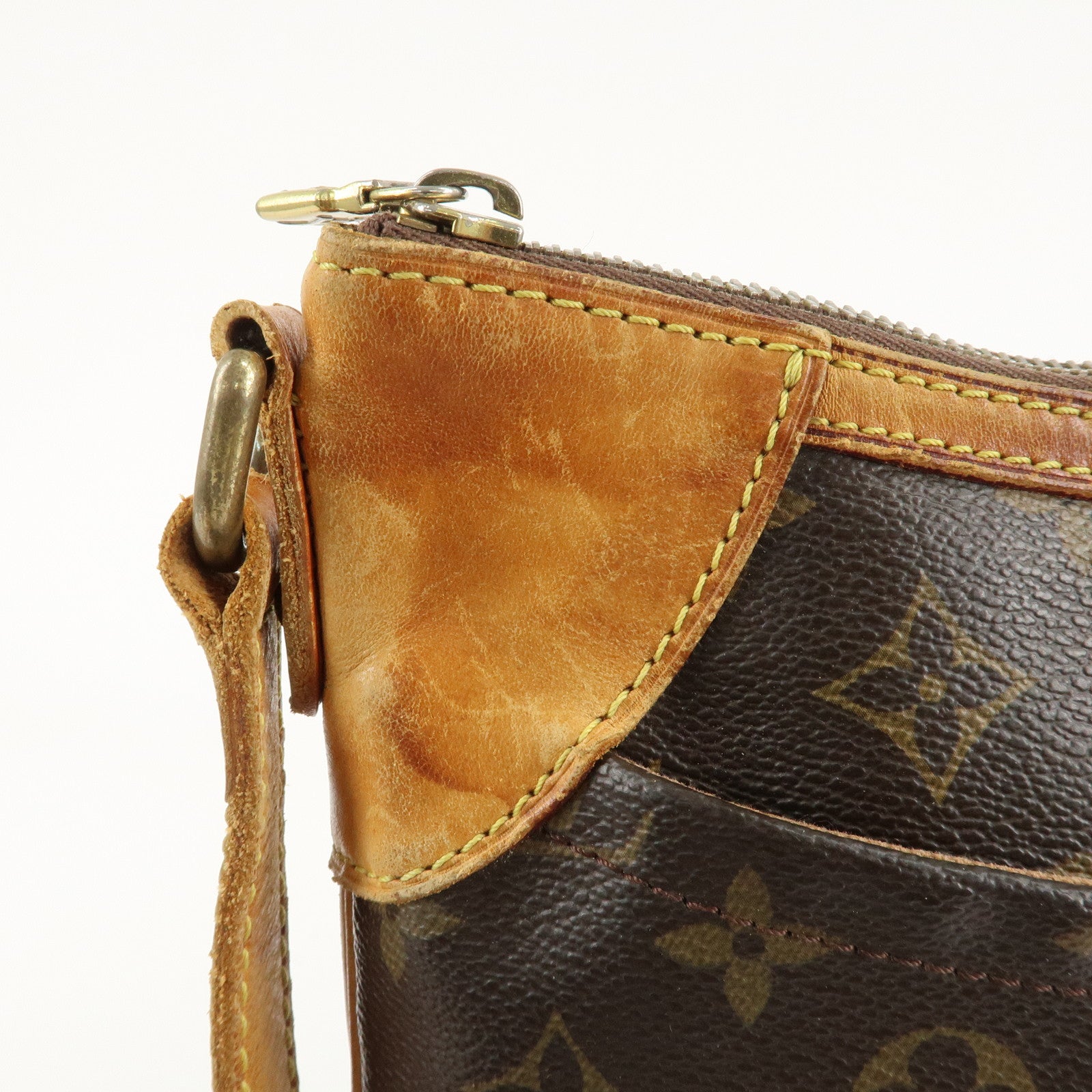 Louis Vuitton Monogram Odeon MM Shoulder Bag Brown M56389 Used