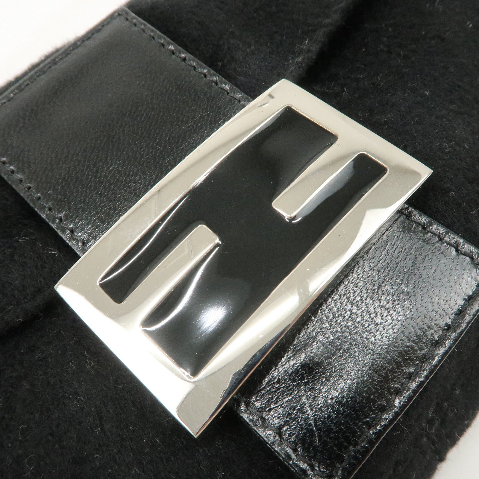 FENDI Mamma Baguette Cashmere Leather Shoulder Bag Black 26424 Used