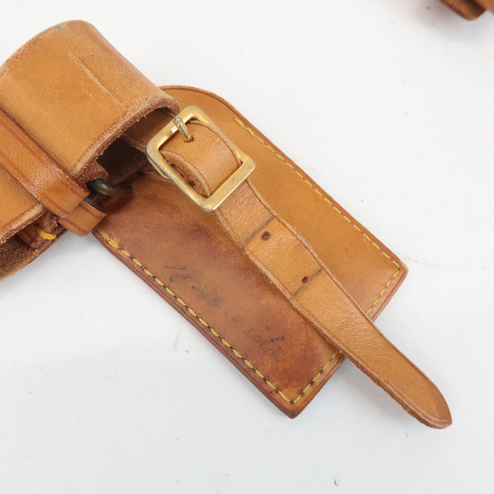 Louis Vuitton Set of 20 Leather Name Tag & Poignet Natural Used