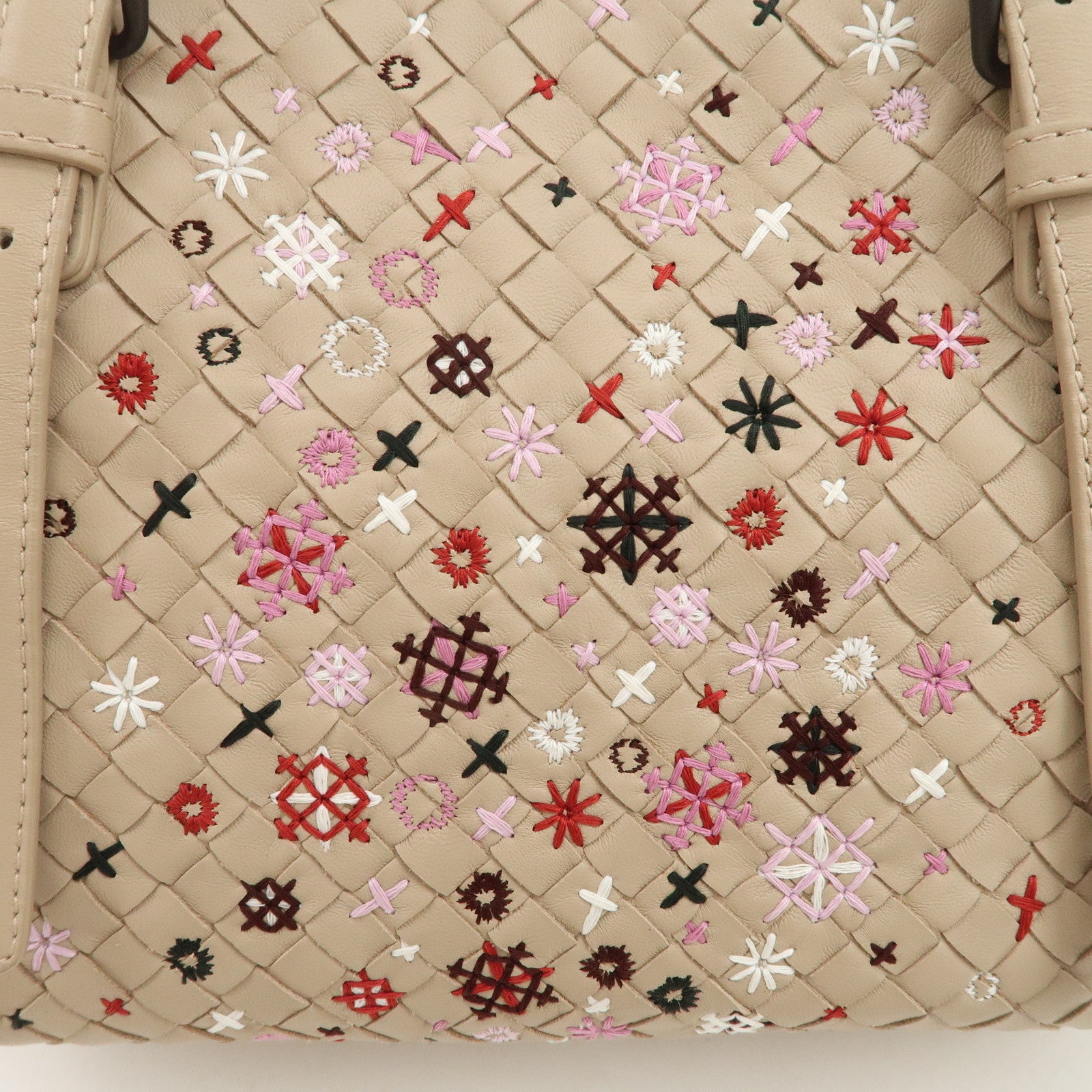 BOTTEGA VENETA Intrecciato Leather Embroidery Tote Bag Beige Used