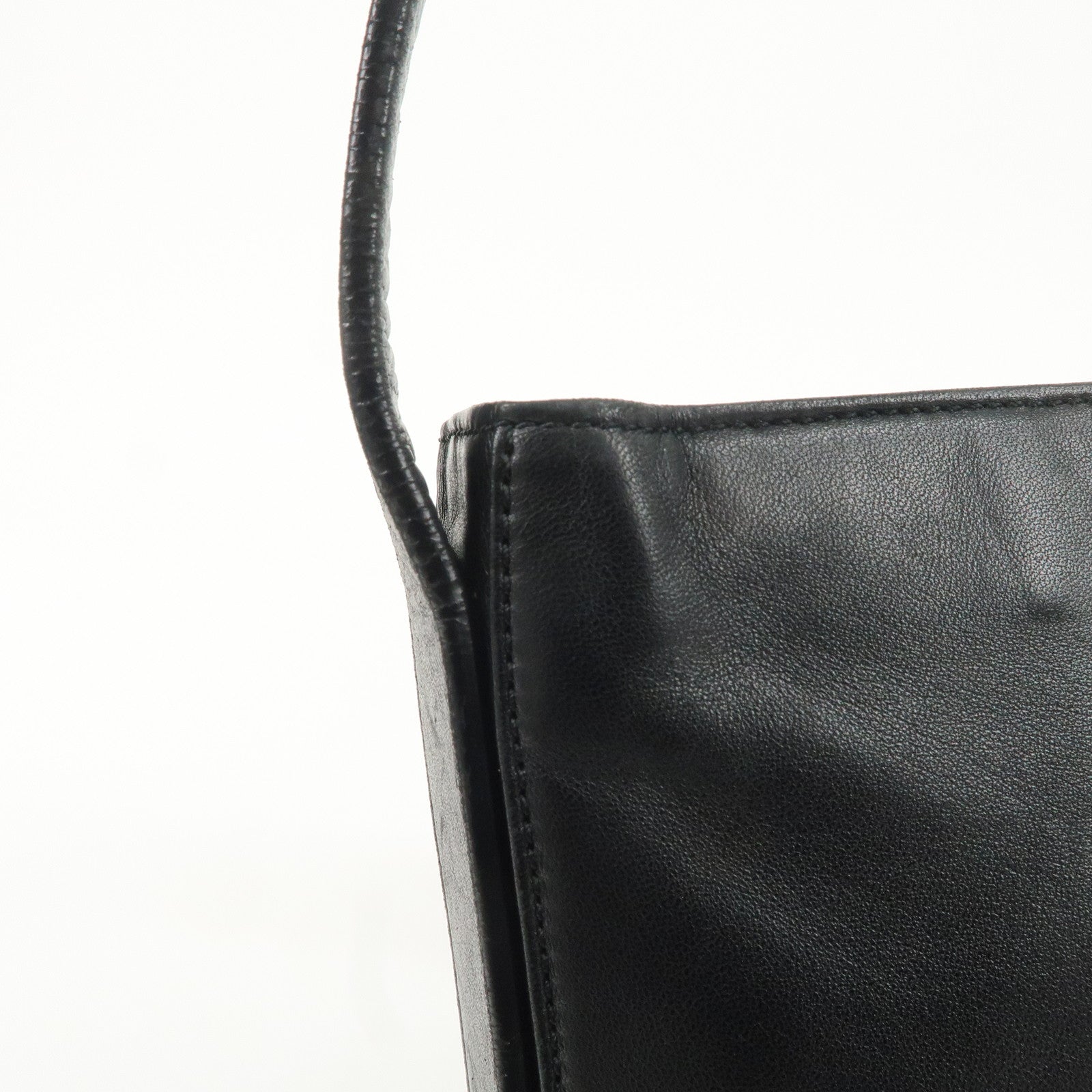 LOEWE Leather Shoulder Bag Black Used