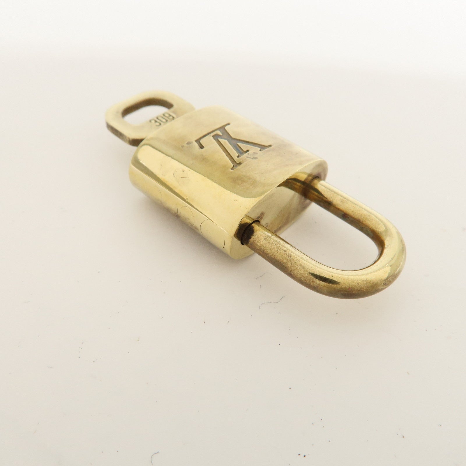 Louis Vuitton Set of 10 Lock & Key Cadena Key Lock Metal Gold Used
