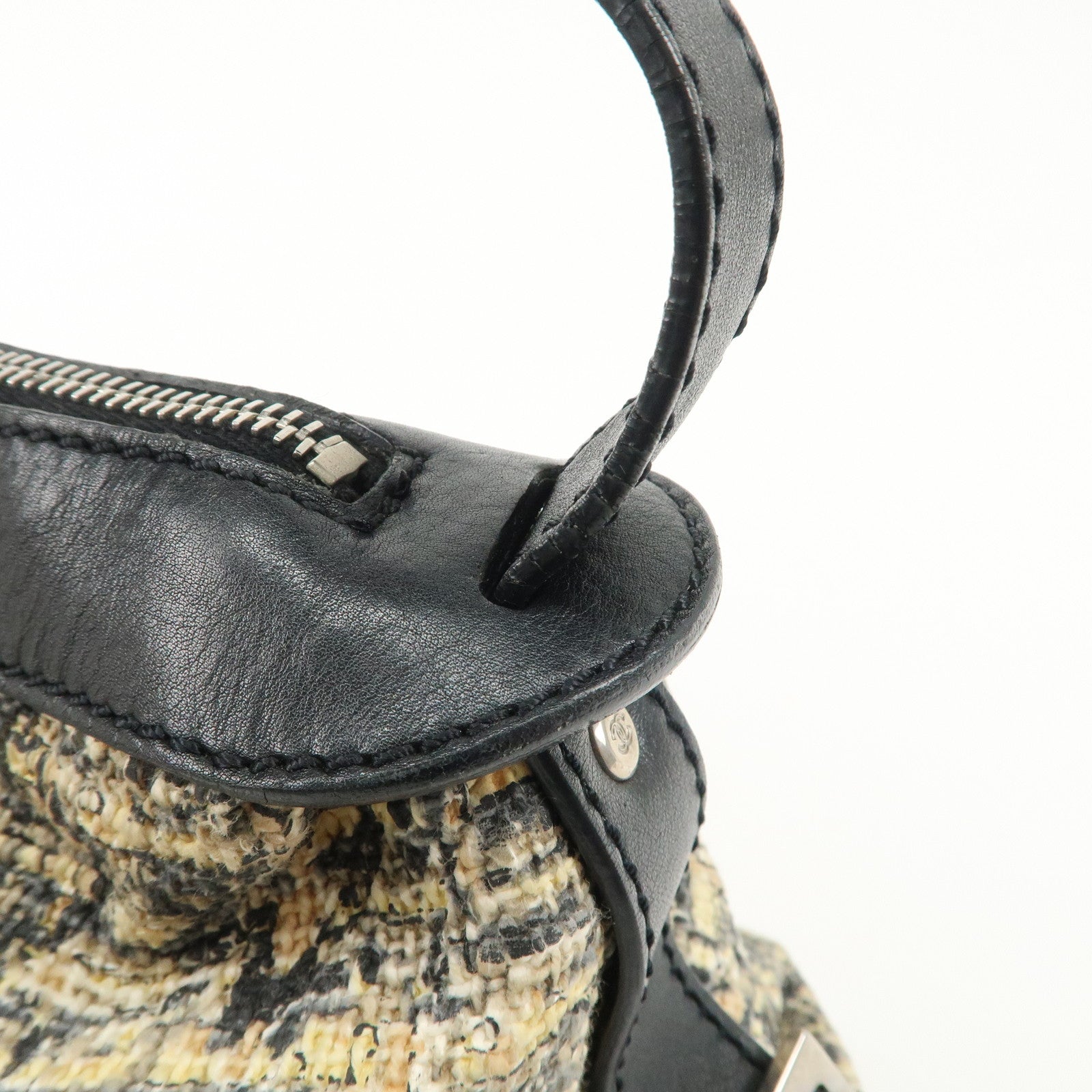 CHANEL Tweed Leather Shoulder Bag Hand Bag Black Beige Used