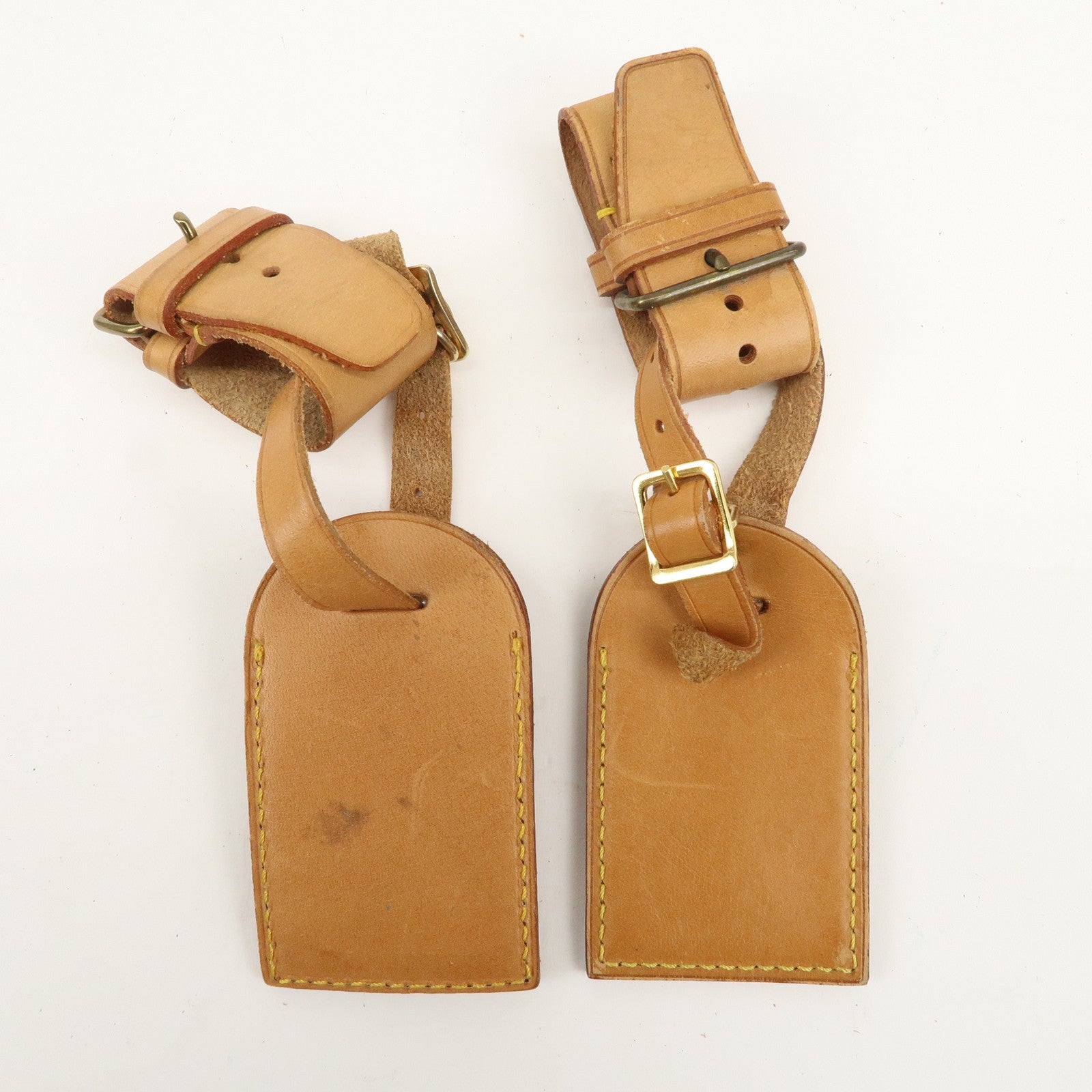 Louis Vuitton Set of 20 Leather Name Tag & Poignet Natural Used