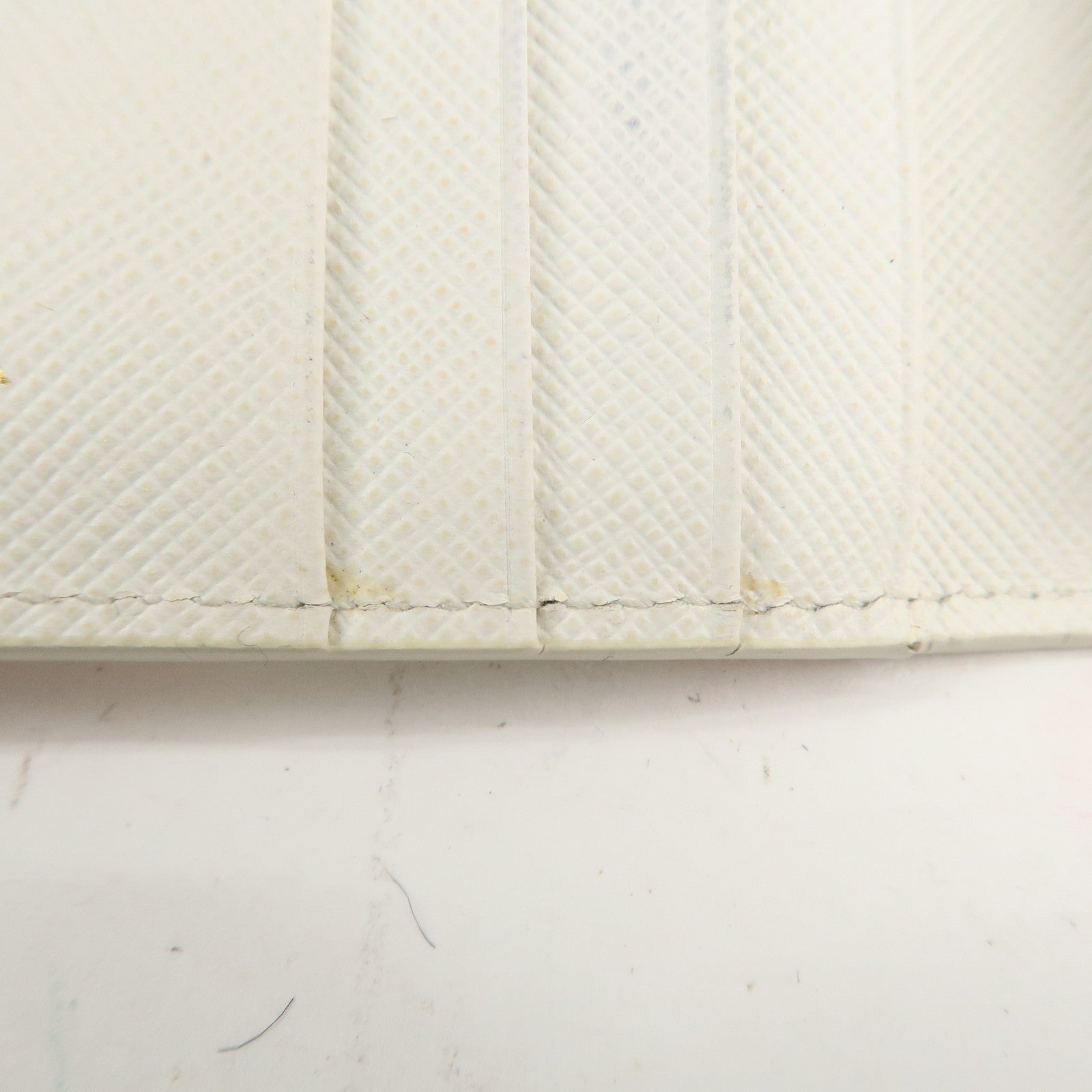 PRADA Logo Leather Lip Design Bi-Fold Wallet Ivory Used