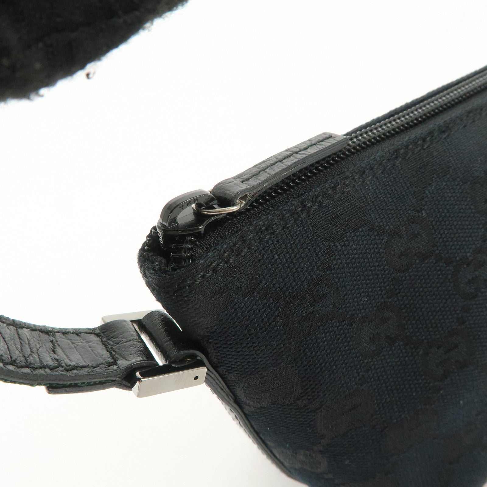 GUCCI Sherry GG Canvas Leather Hand Bag Accessorie Pouch 141809 Used