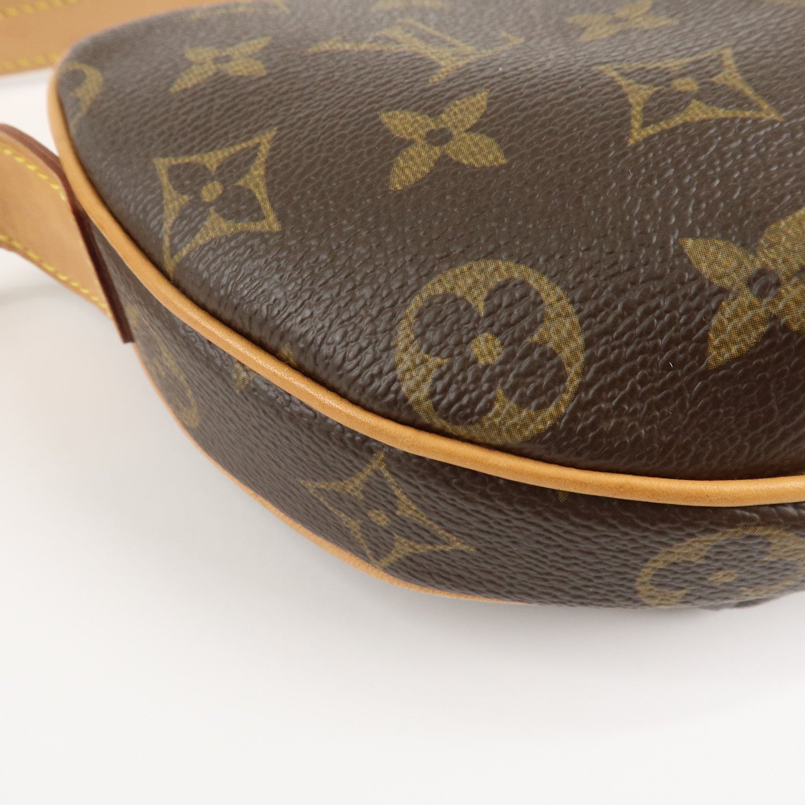 Louis Vuitton Monogram Pochette Croissant Shoulder Bag M51510 Used