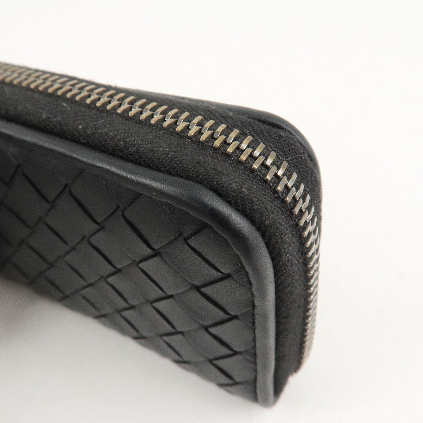 BOTTEGA VENETA Intrecciato Leather Round Zipper Coin Purse 473010 Used