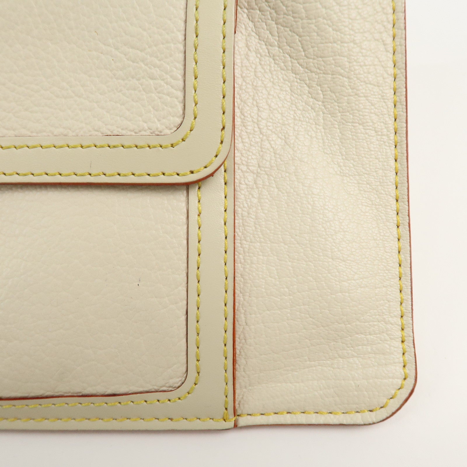 Louis Vuitton Suhari Inséparable Pouch Blanc M91937 Used