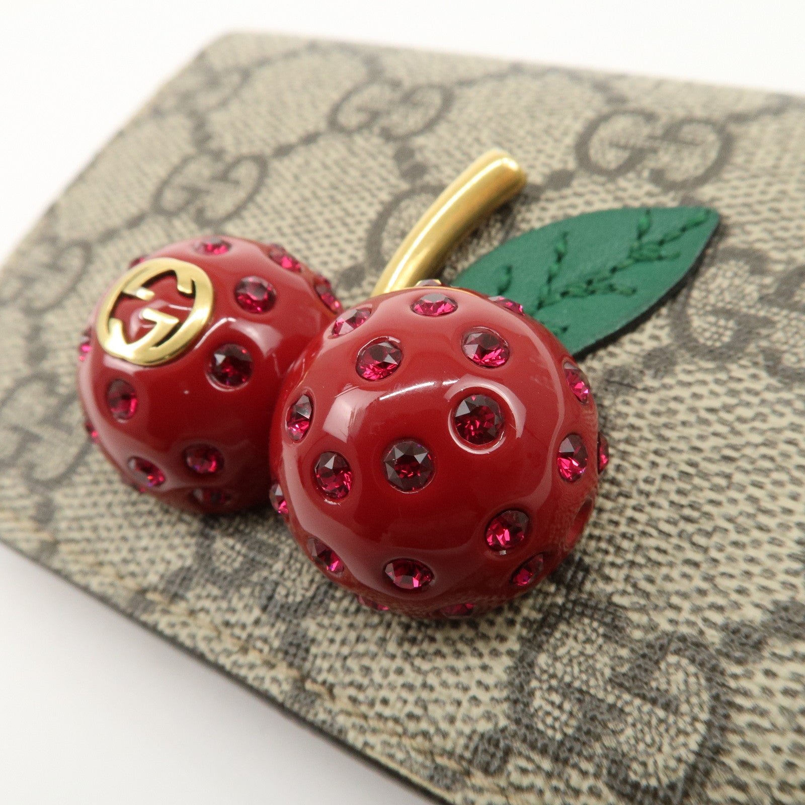 GUCCI Cherry Interlocking G GG Supreme Compact Wallet 476050 Used