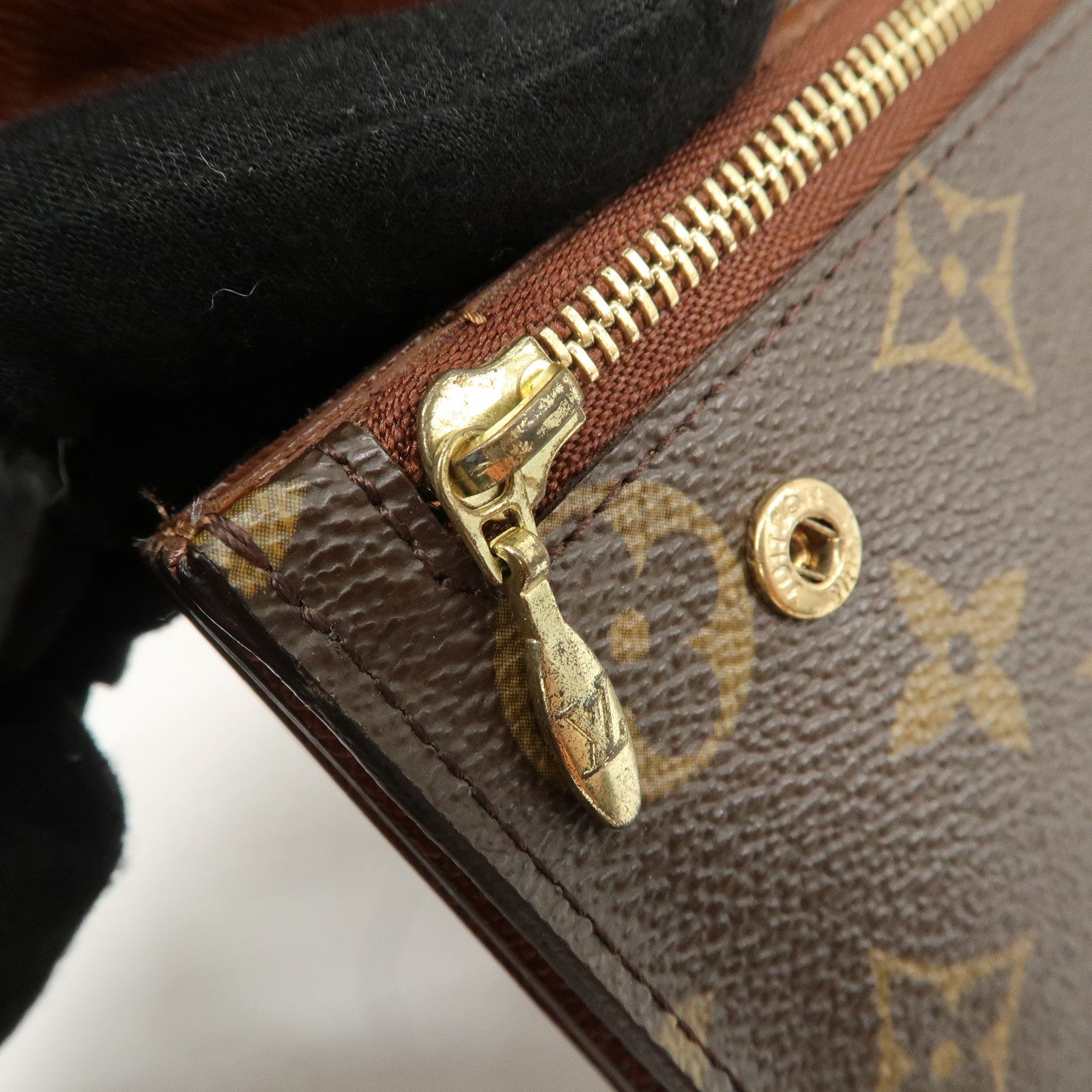 Louis Vuitton Monogram Portefeuille Accordeon Wallet M58008 Used