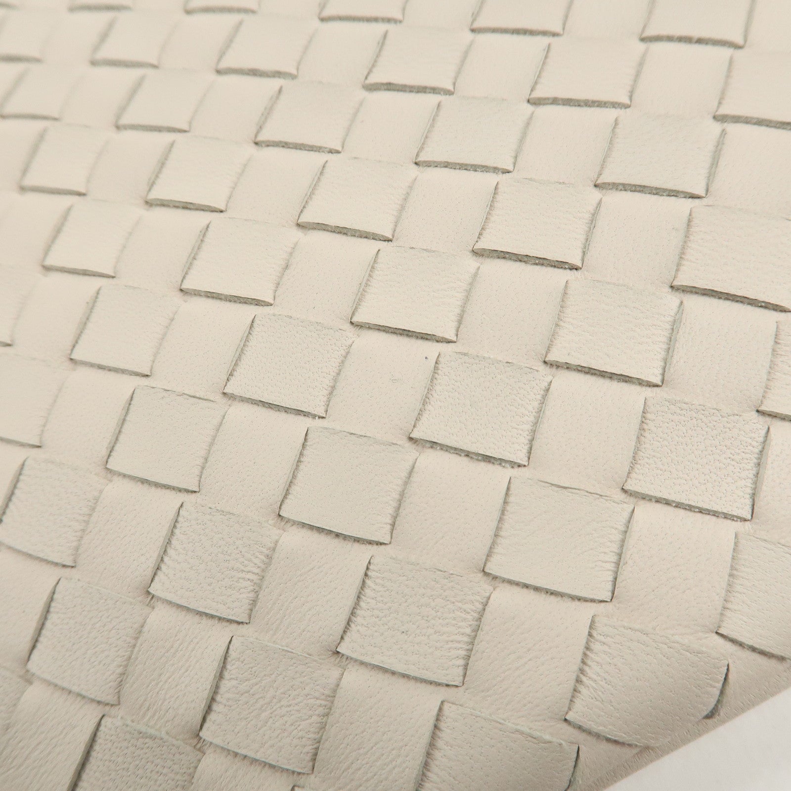 BOTTEGA VENETA Intrecciato Leather Shoulder Bag Ivory Used