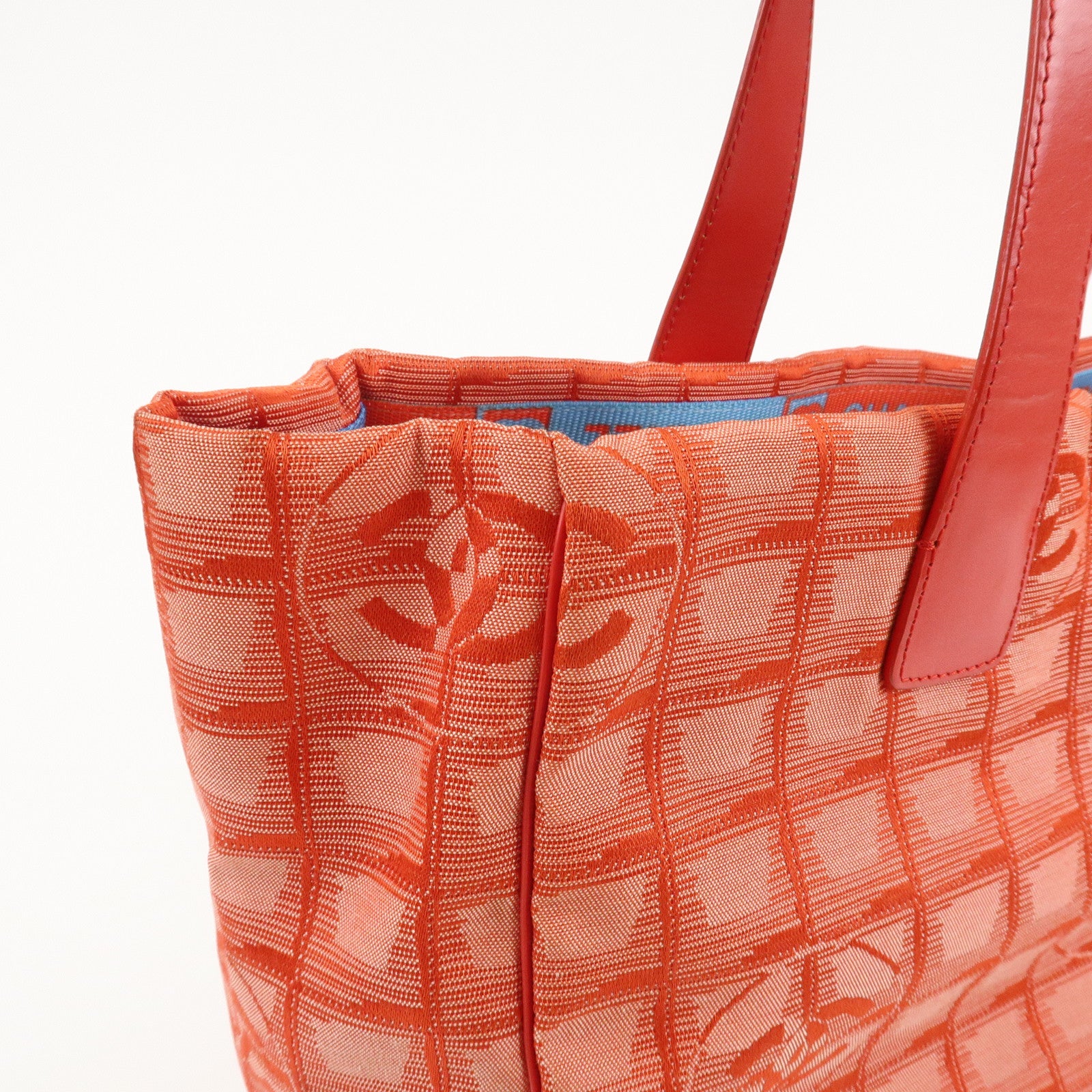 CHANEL New Travel Line Nylon Jacquard Leather Tote Bag Red A15991 Used