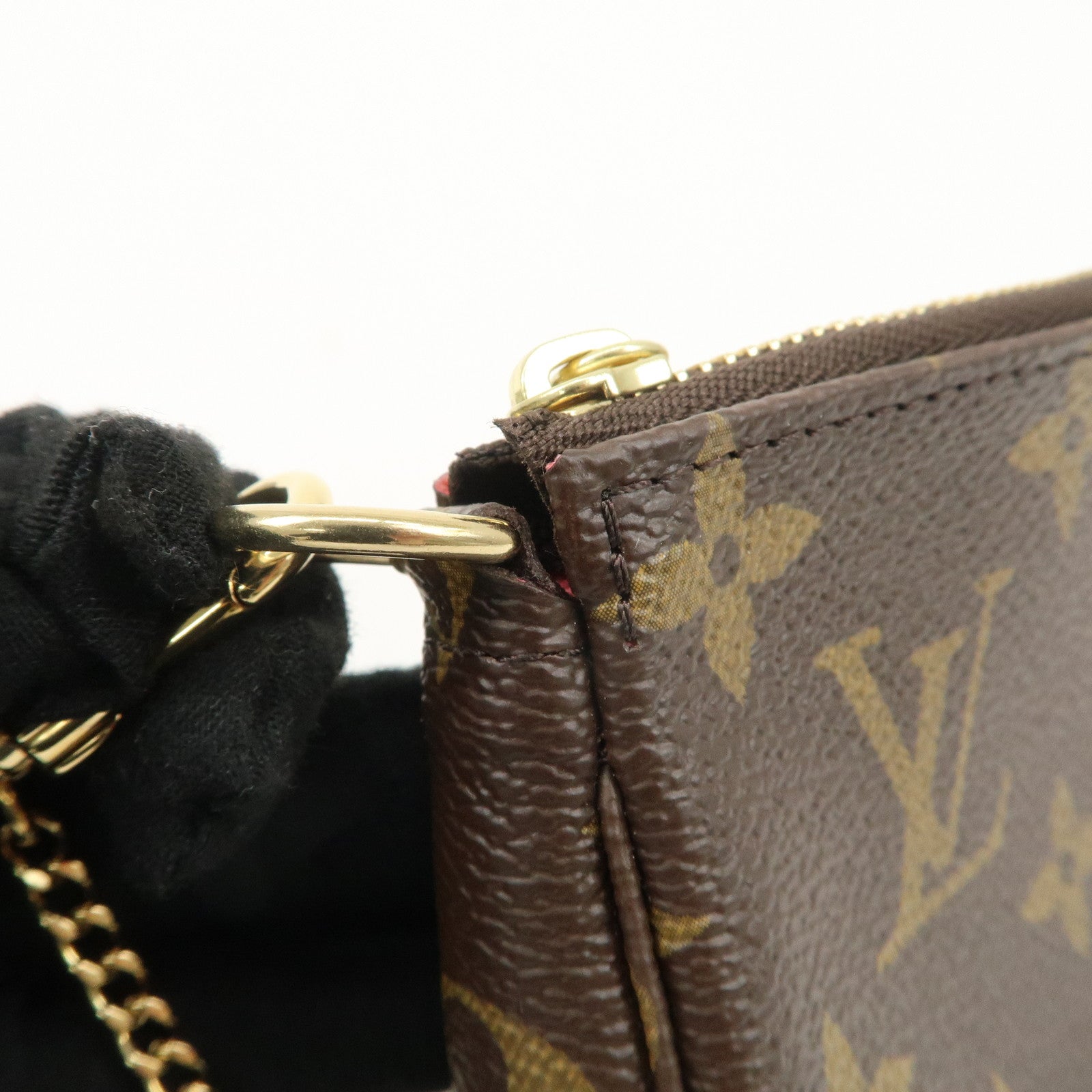Louis Vuitton Monogram Mini Pochette Accessoires Vivienne M69056 Used