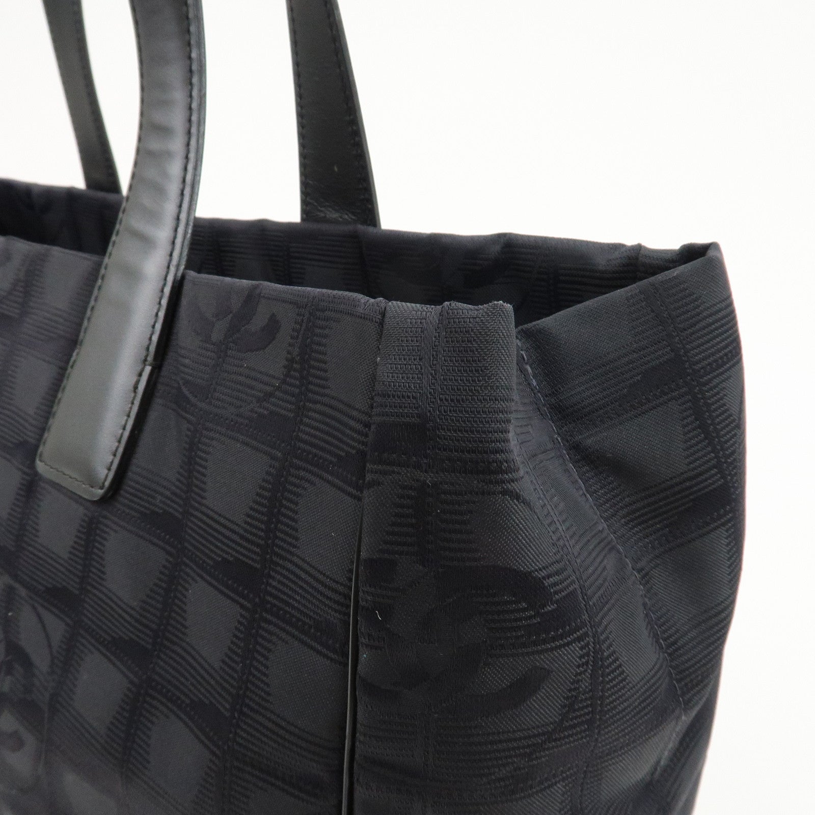 CHANEL New Travel Line Nylon Jacquard Leather Tote Bag A15991 Used