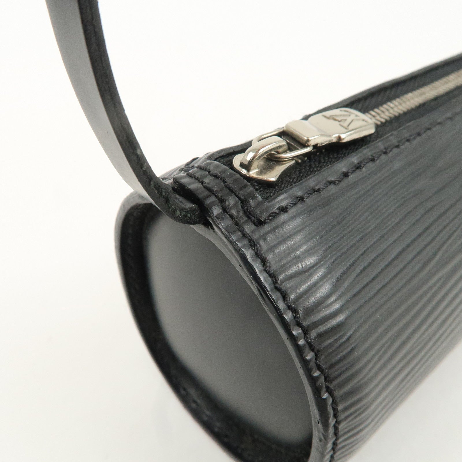 Louis Vuitton Epi Soufflot Pouch For Soufflot Bag Noir Black Used