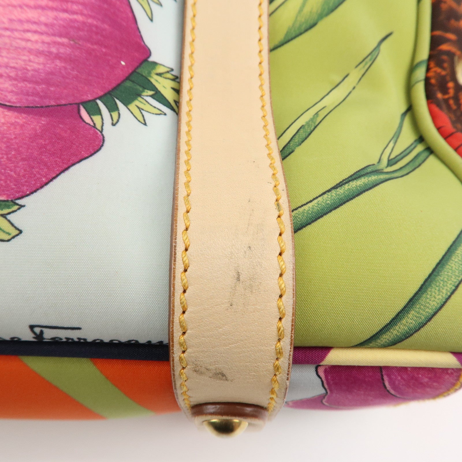 Ferragamo Nylon Leather Tote Bag Animal Multi Color AF-216407 Used