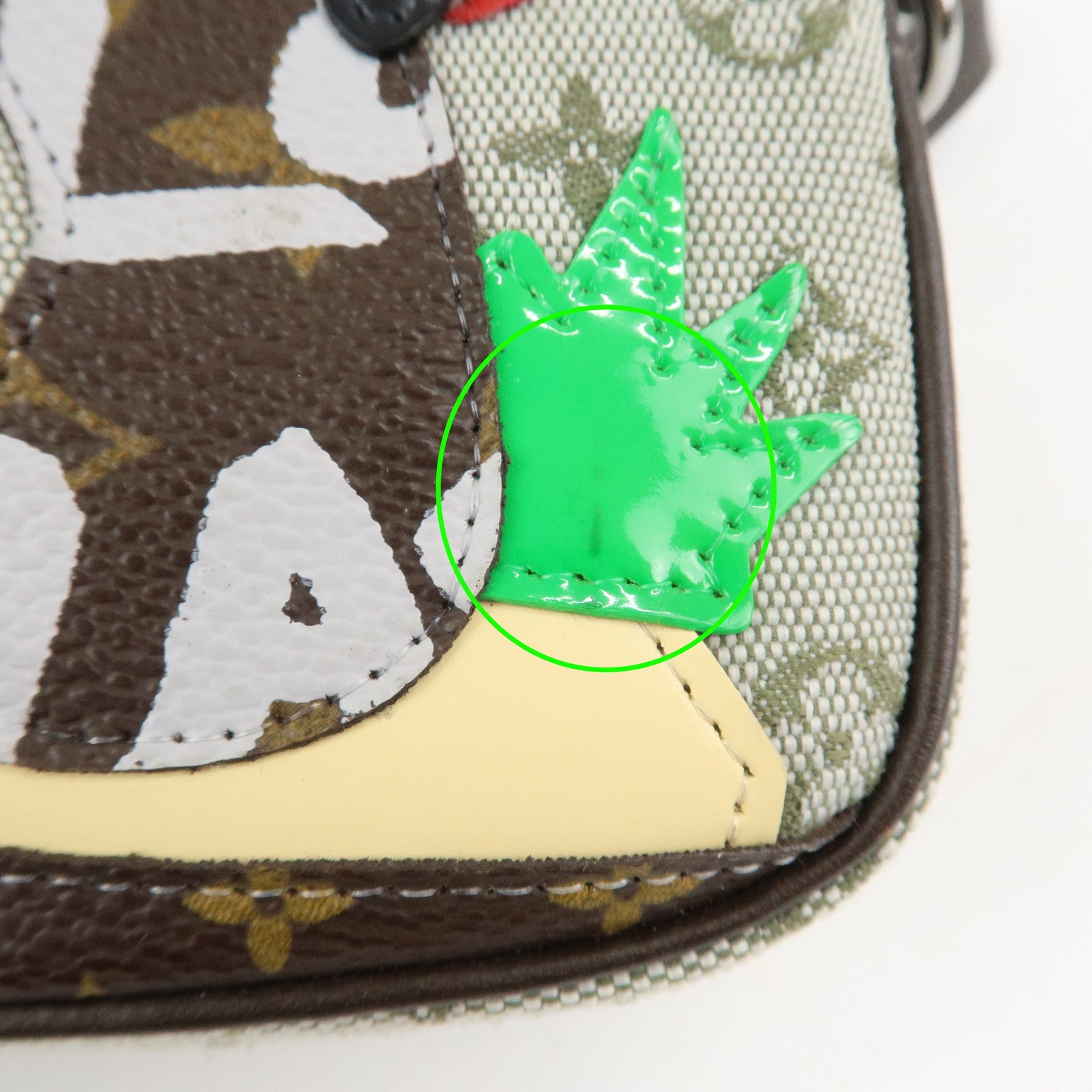 Louis Vuitton Monogram Mini Comte Dufé Pochette Fairy Tale M92274 Used