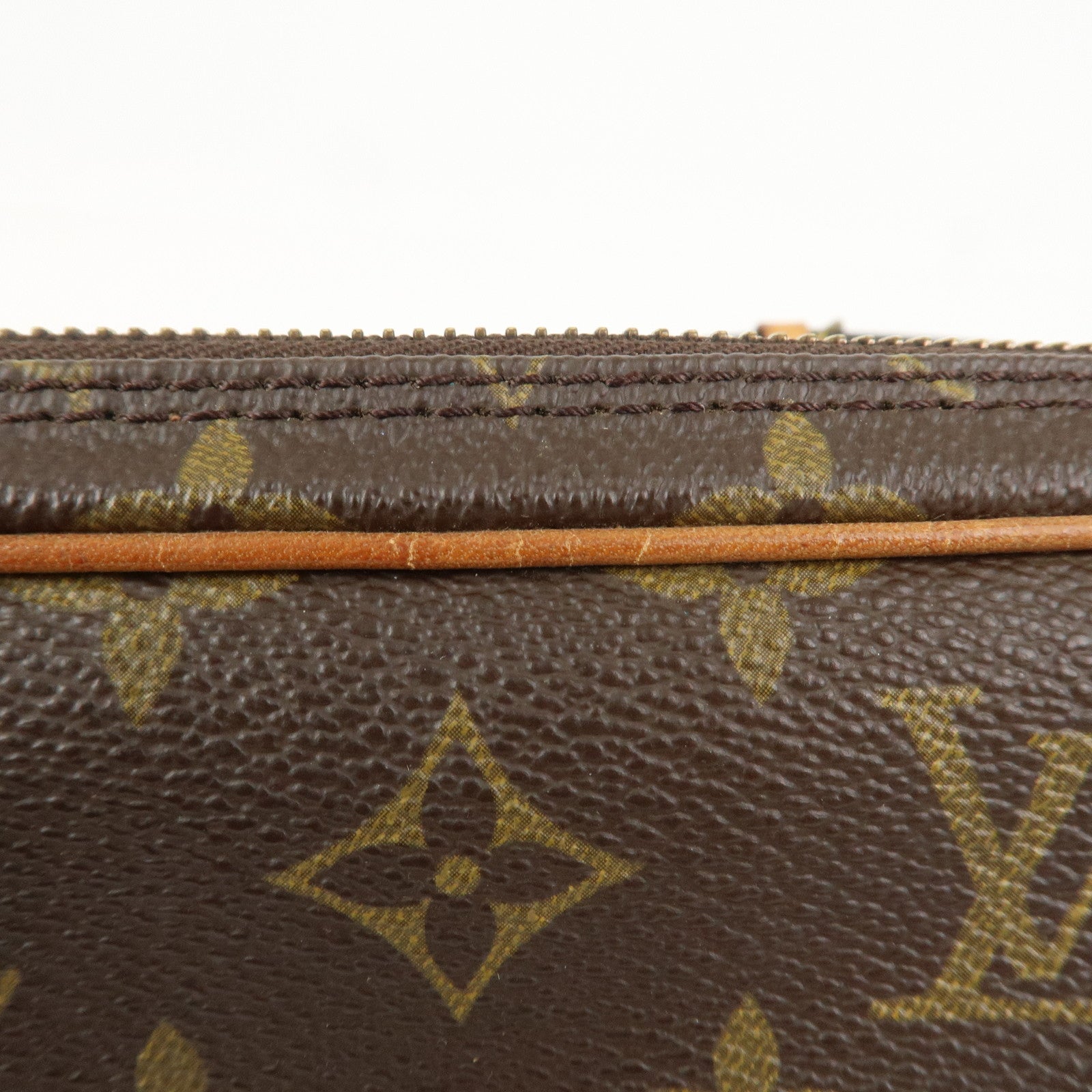 Louis Vuitton Monogram Canvas Marly Bandouliere Pochette M51828