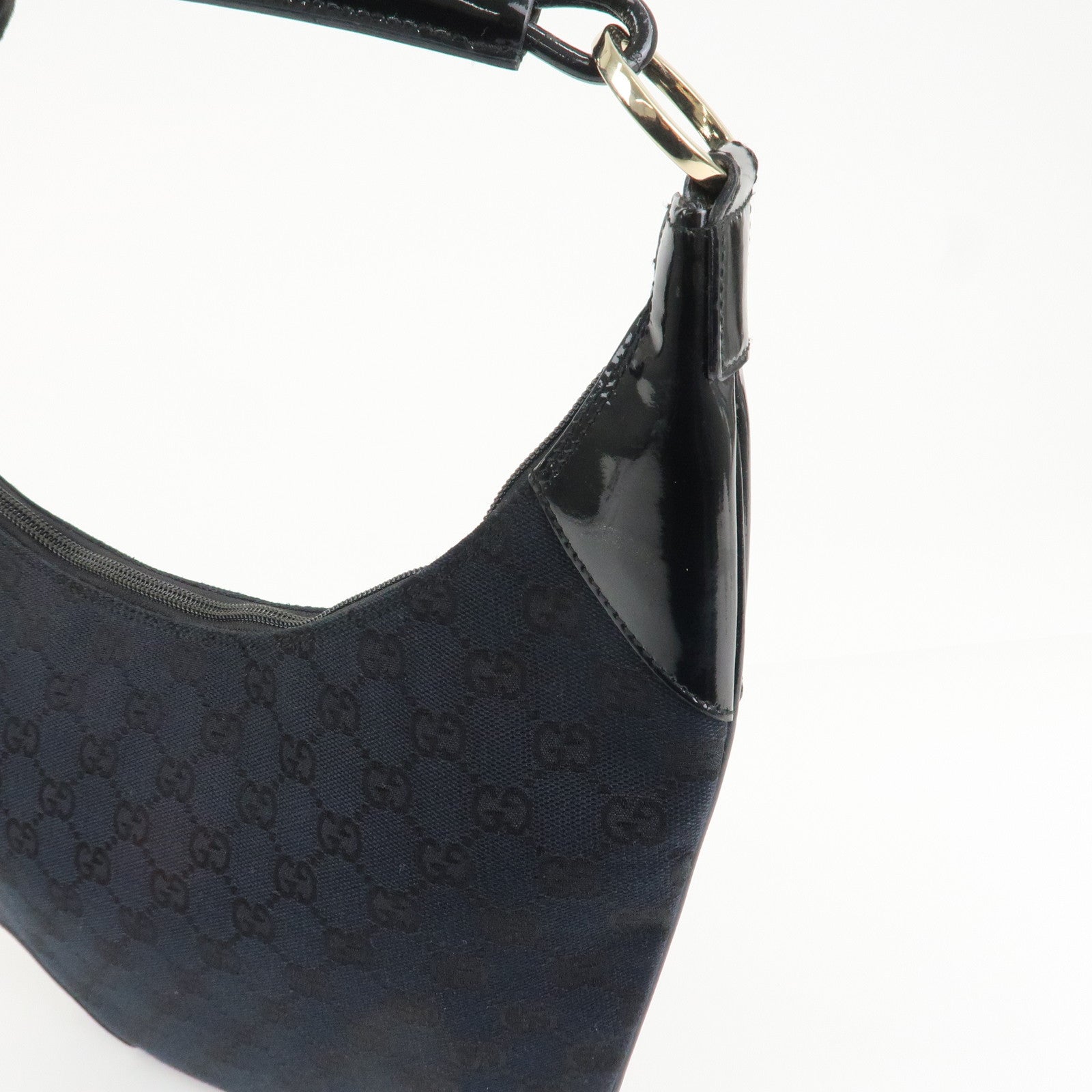 GUCCI GG Canvas Patent Leather Shoulder Bag Black 001.4158 Used