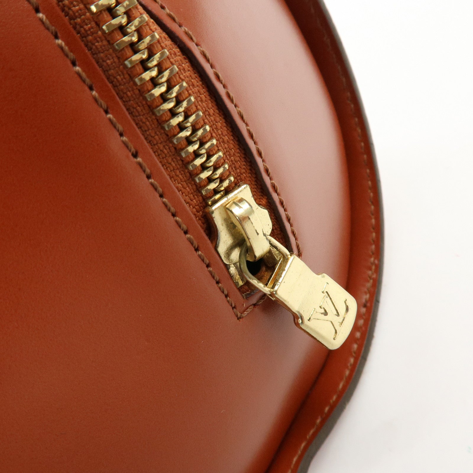 Louis Vuitton Epi Soufflot Leather Hand Bag Kenya Brown M52223