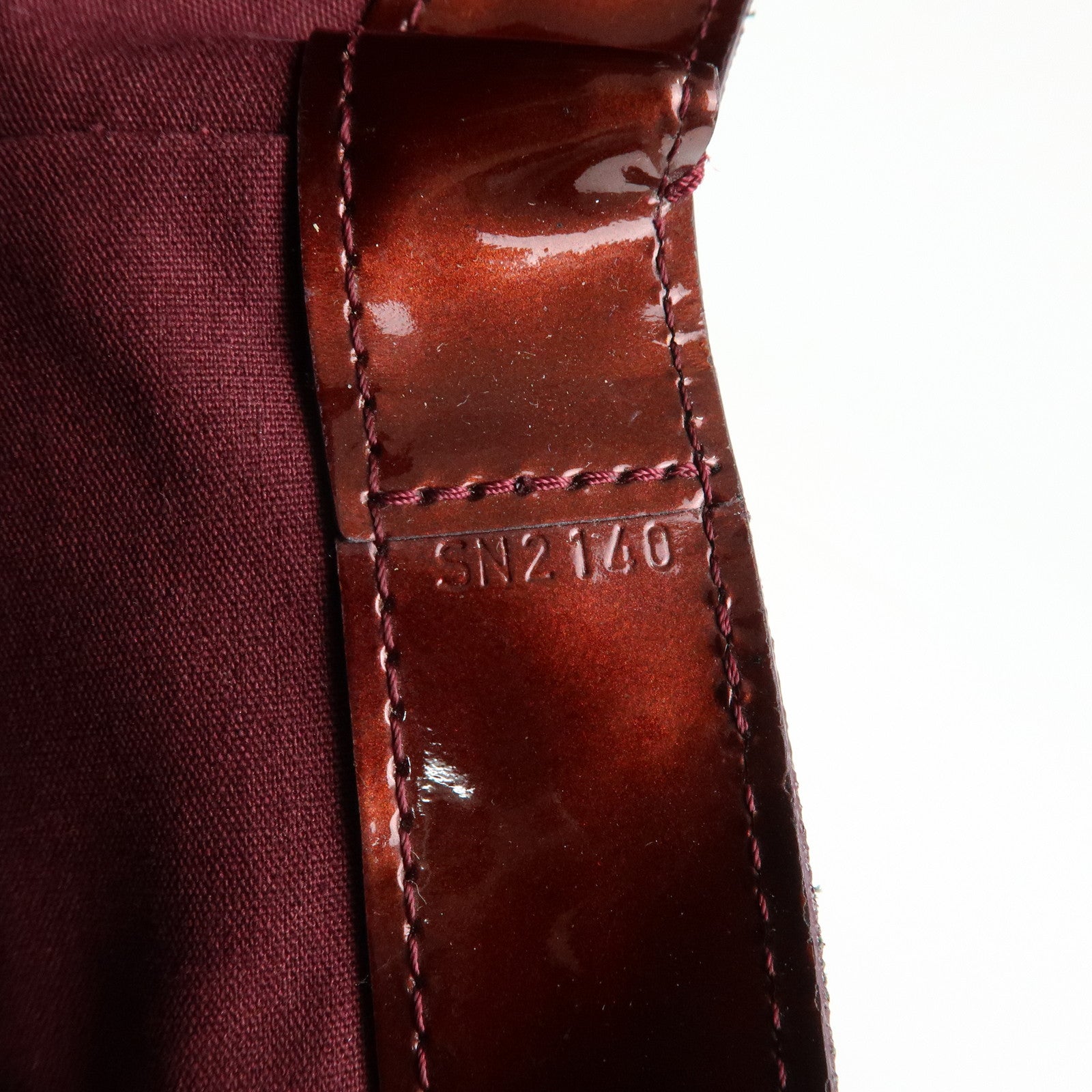 Louis Vuitton Monogram Vernis Leather Wilshire MM Tote Bag M91646