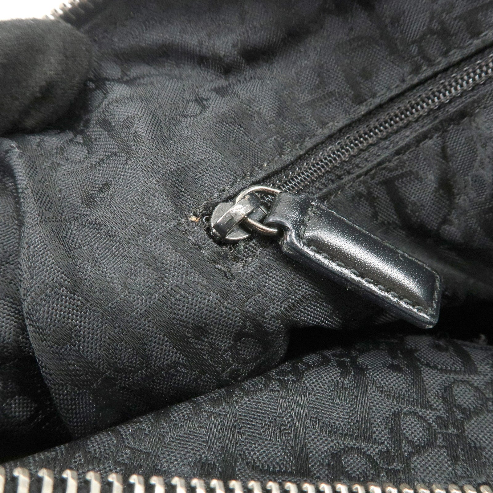 Christian Dior Street Chic Leather Shoulder Bag Black Silver HDW