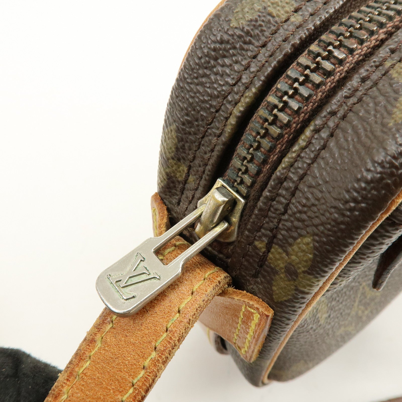 Louis Vuitton Monogram Jeune Fille PM Shoulder Bag Brown M51227