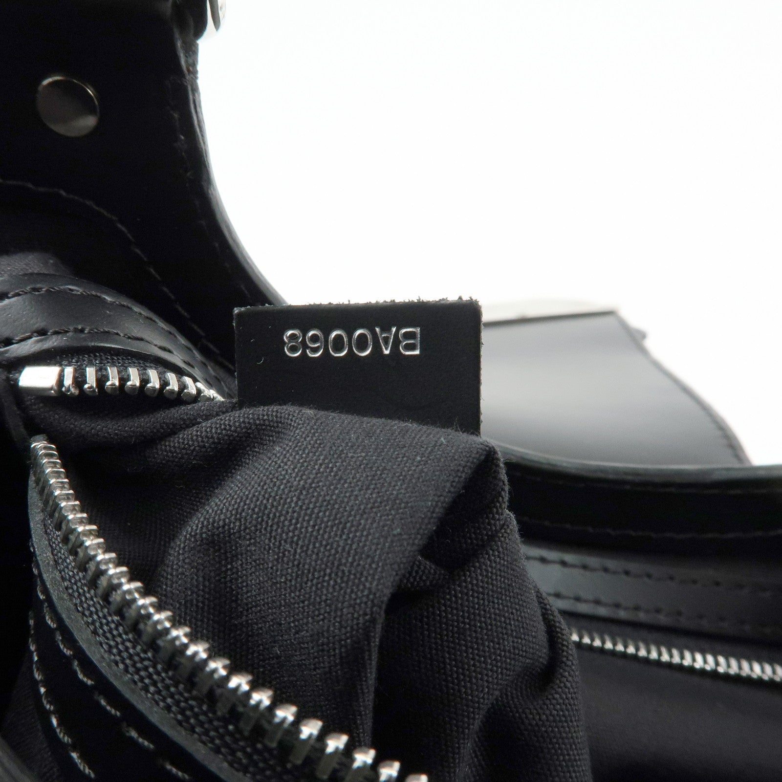 Louis Vuitton Epi Leather Sac Montaigne Hand Bag Noir M59302