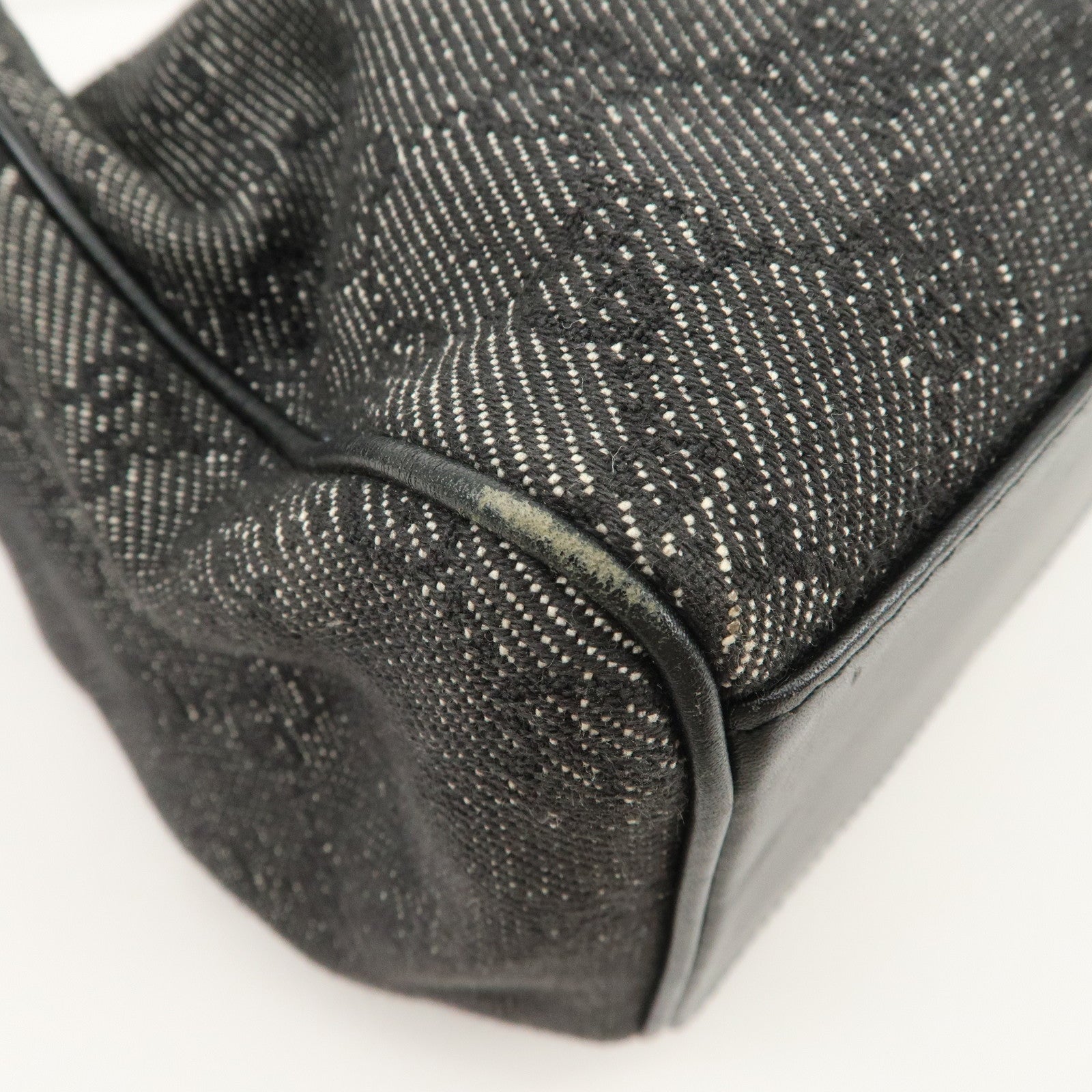 GUCCI GG Canvas Leather Shoulder Bag Hand Bag Black 92699 Used