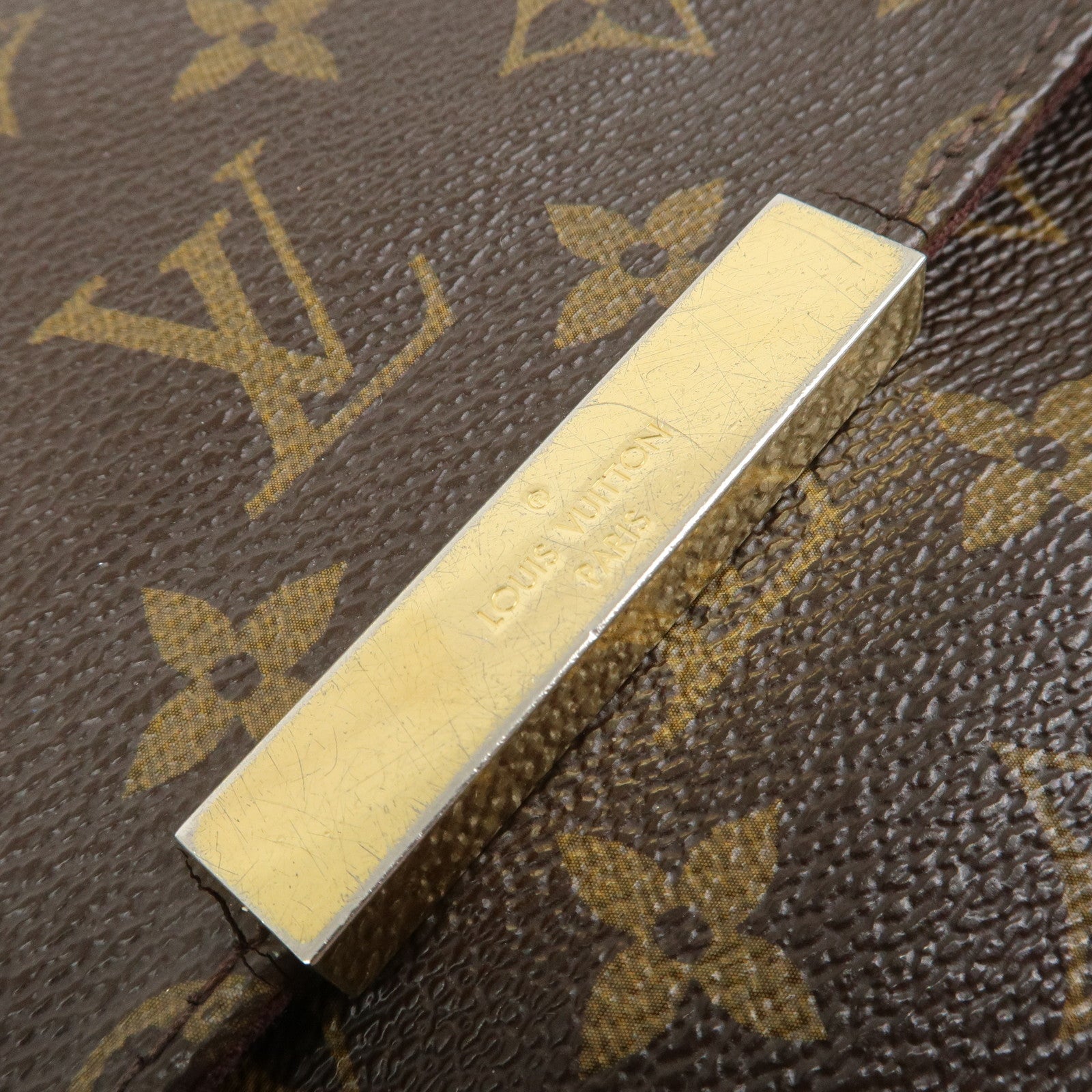 Louis Vuitton Monogram Favorite MM Shoulder Bag Brown M40718