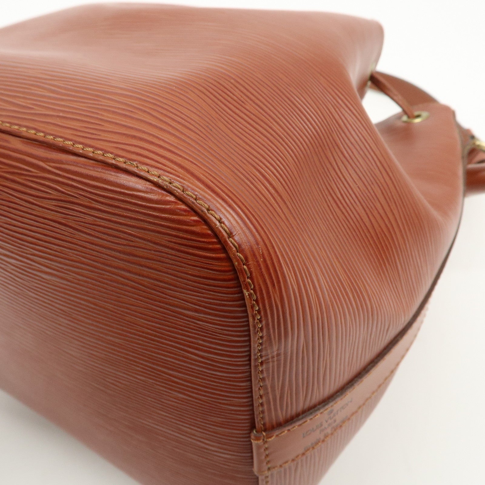 Louis Vuitton Epi Petit Noe Shoulder Bag Kenya Brown M44103