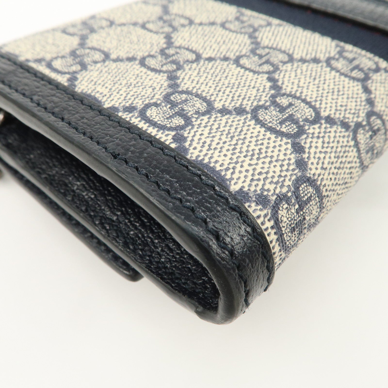 GUCCI New Jackie 1961 Sherry GG Supreme Chain Wallet Navy 652681