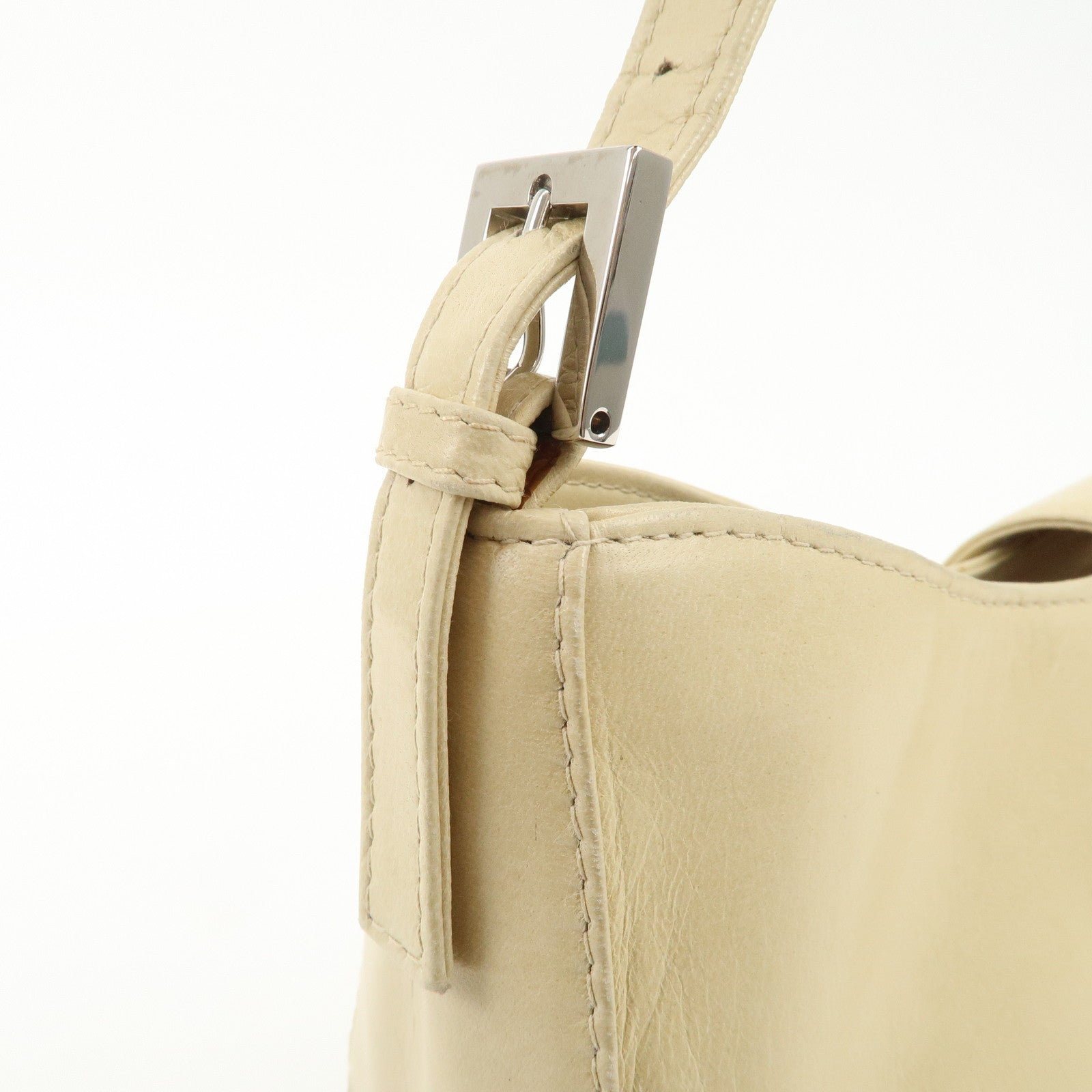 FENDI Logo Leather Shoulder Bag Hand Bag Beige Silver Hardware