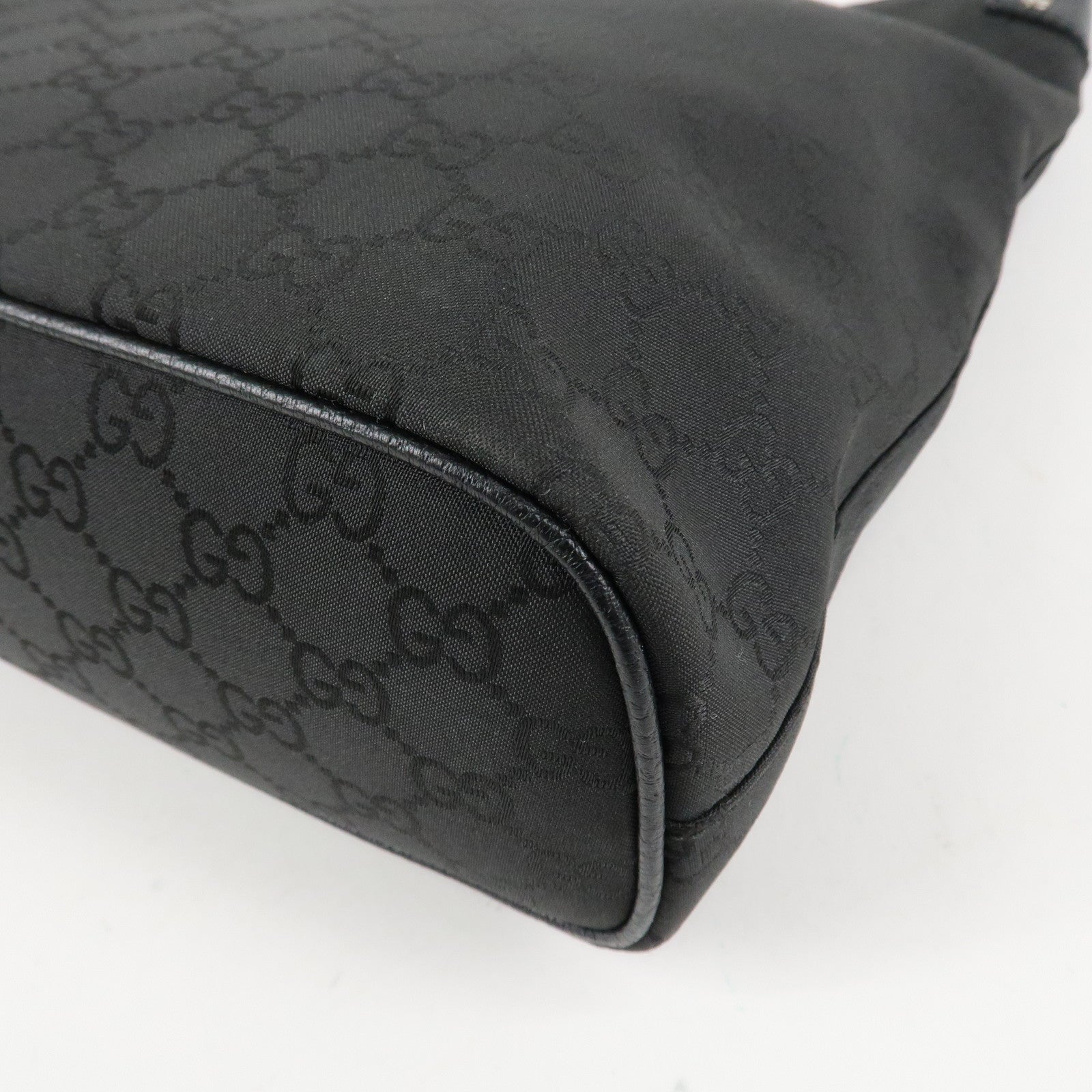 GUCCI GG Nylon Leather Shoulder Bag Hand Bag Black 179776 Used